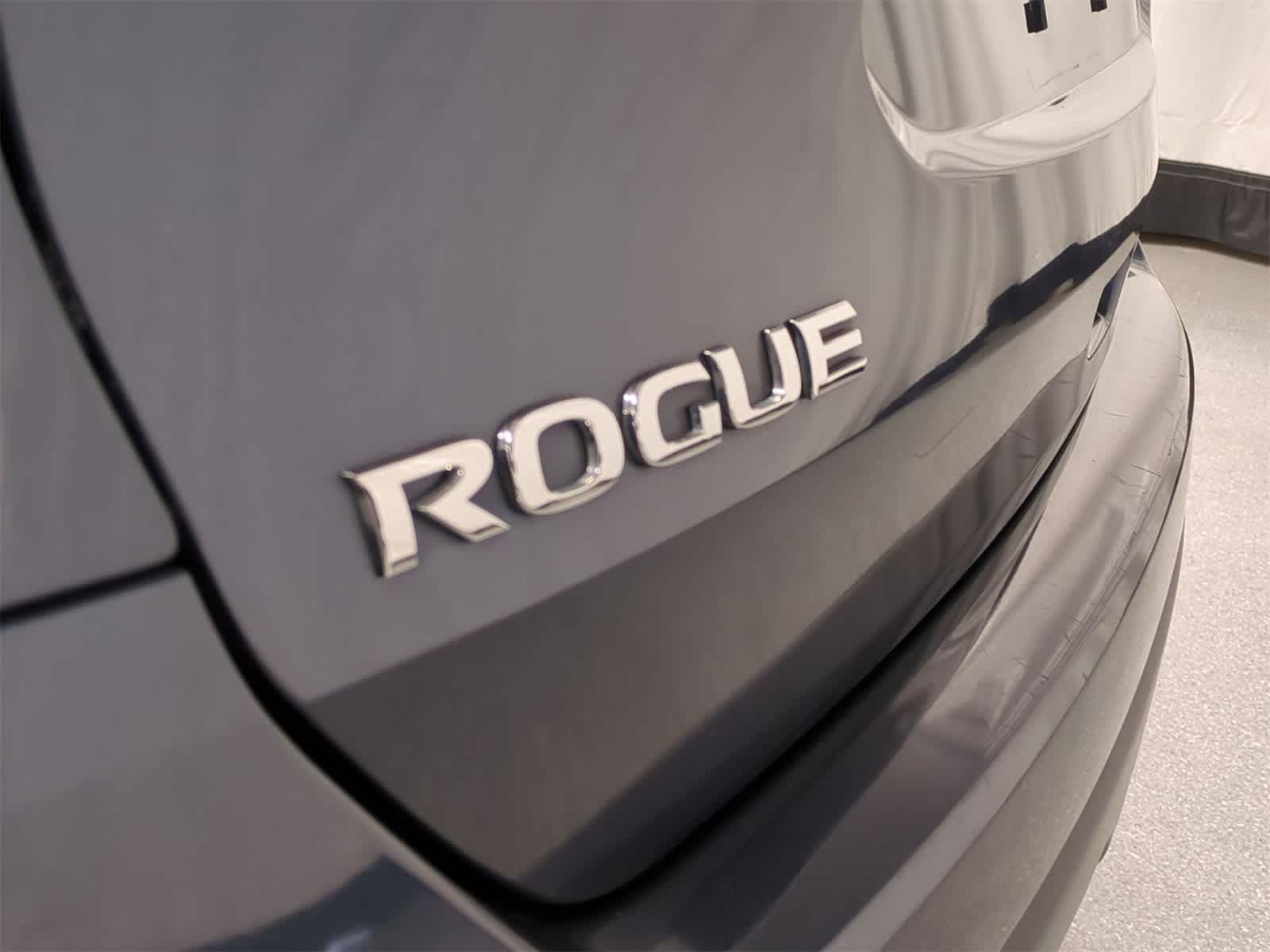Thumbnail: 2016 Nissan Rogue - 13