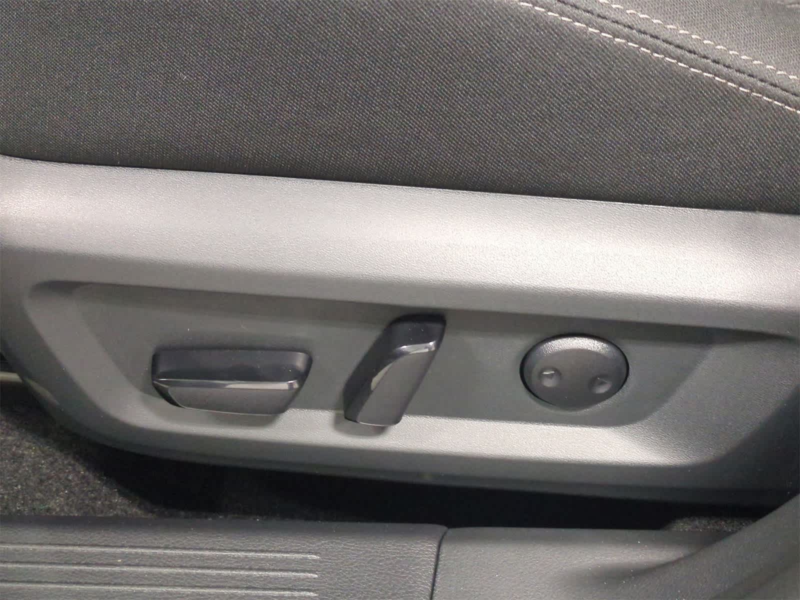 Thumbnail: 2026 Nissan Rogue - 17