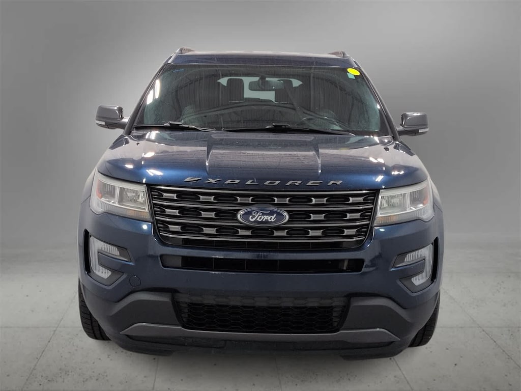 Used 2017 Ford Explorer XLT SUV