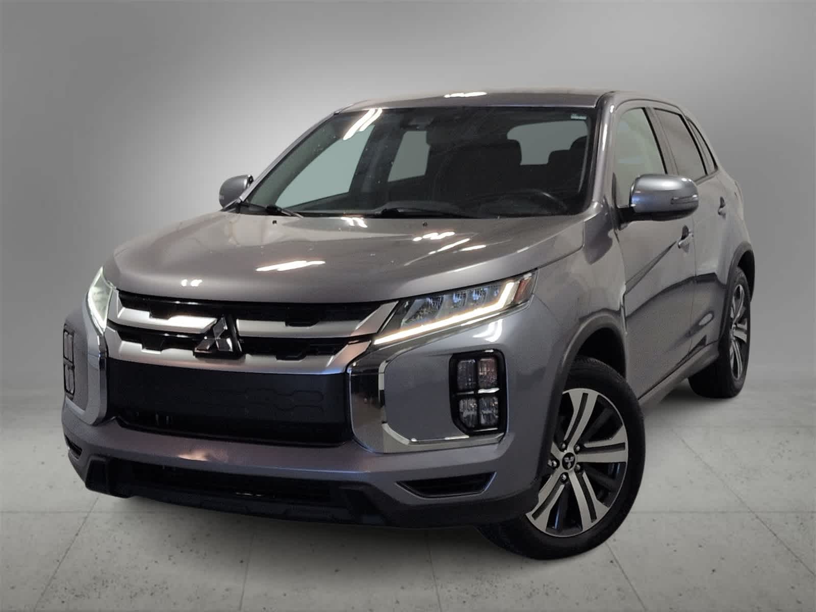 2020 Mitsubishi Outlander Sport SE's photo