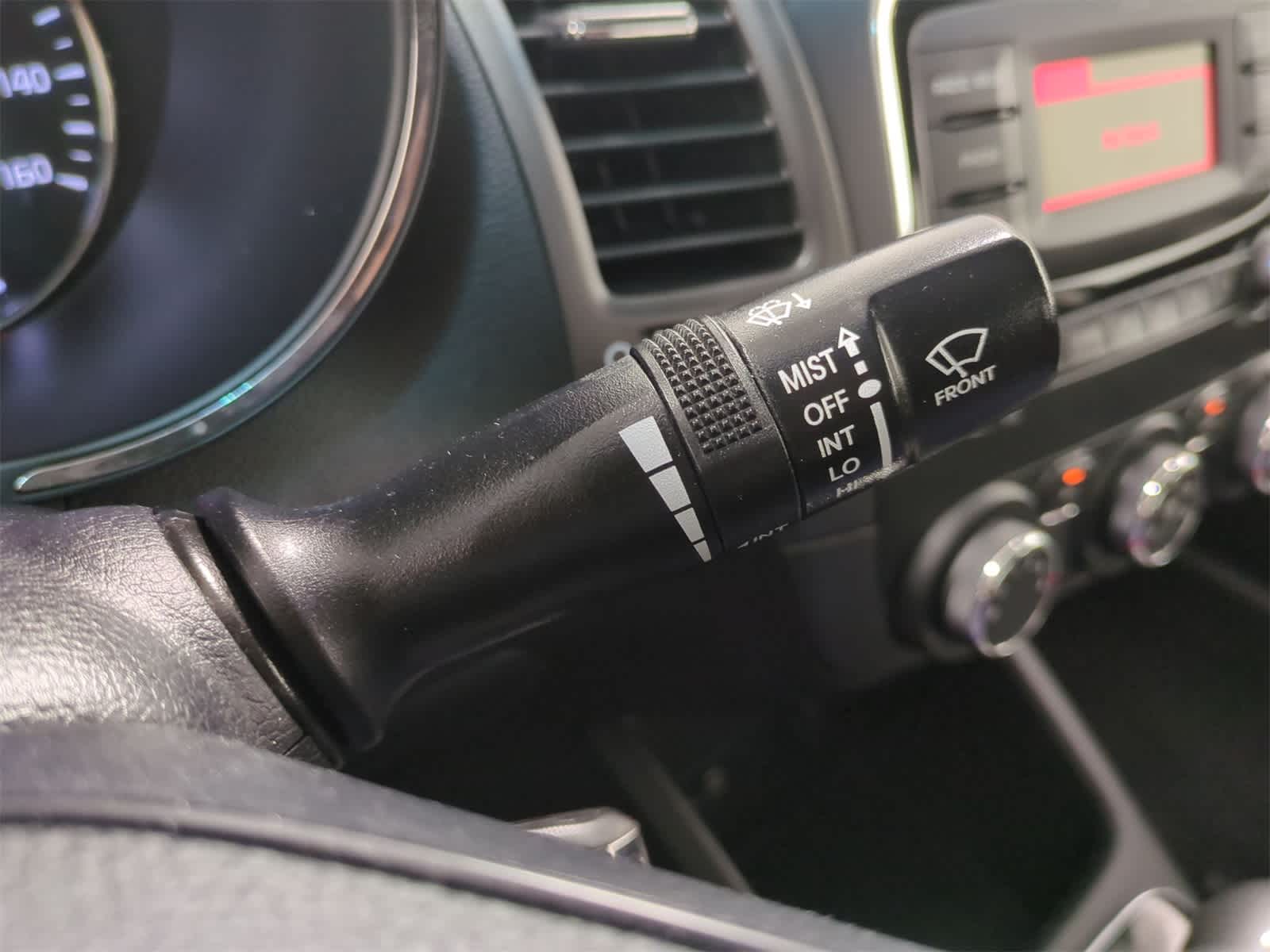 Thumbnail: 2018 Kia Forte - 25