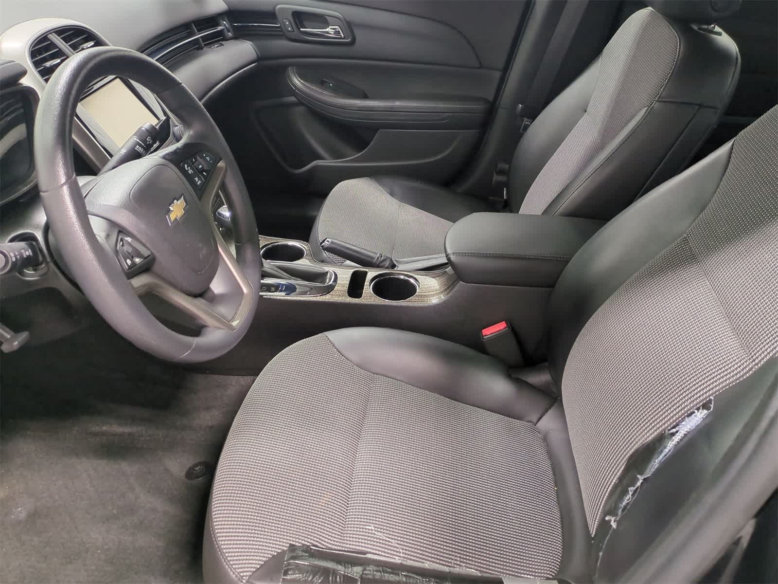 Thumbnail: 2014 Chevrolet Malibu - 15