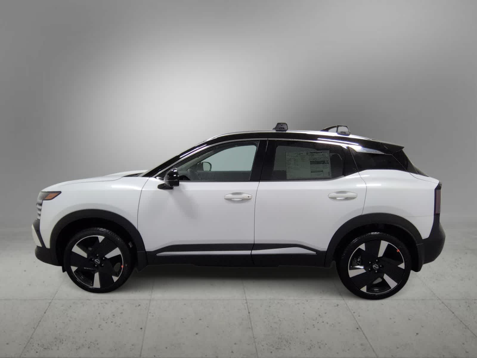 Thumbnail: 2026 Nissan Kicks - 5