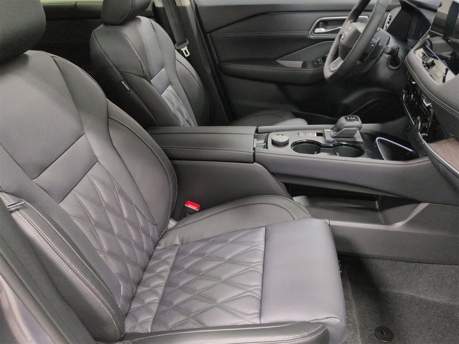 Thumbnail: 2026 Nissan Rogue - 24