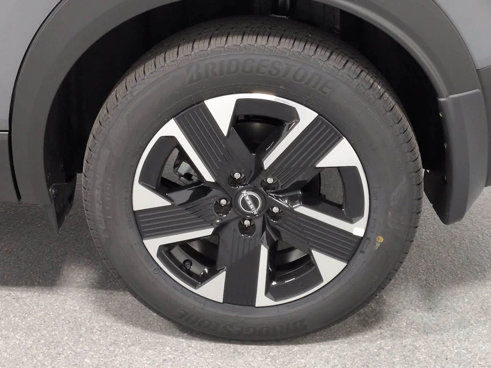 Thumbnail: 2026 Nissan Kicks - 14