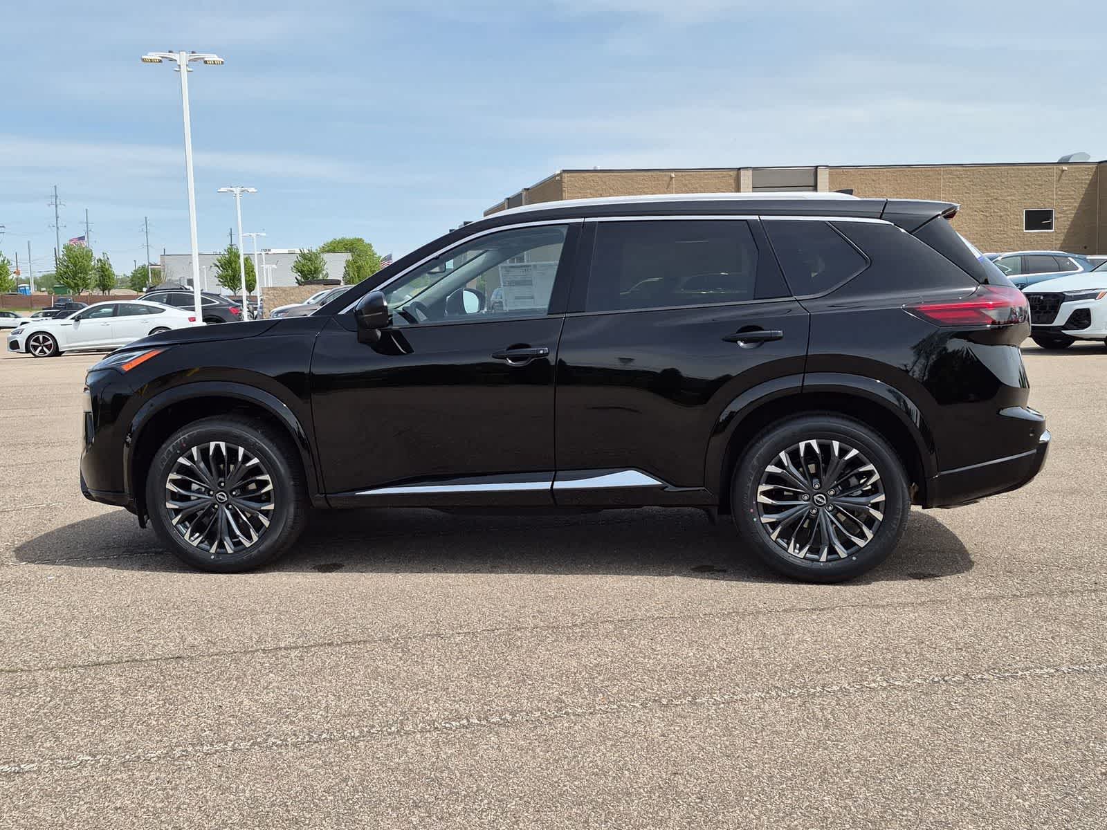 Thumbnail: 2026 Nissan Rogue - 11