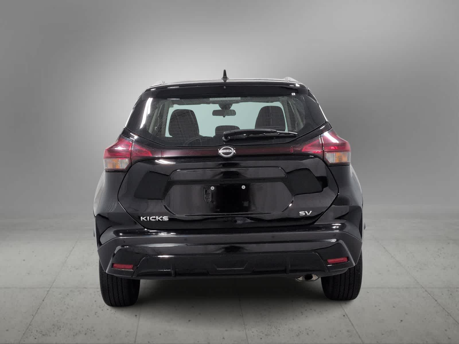 Thumbnail: 2023 Nissan Kicks - 7