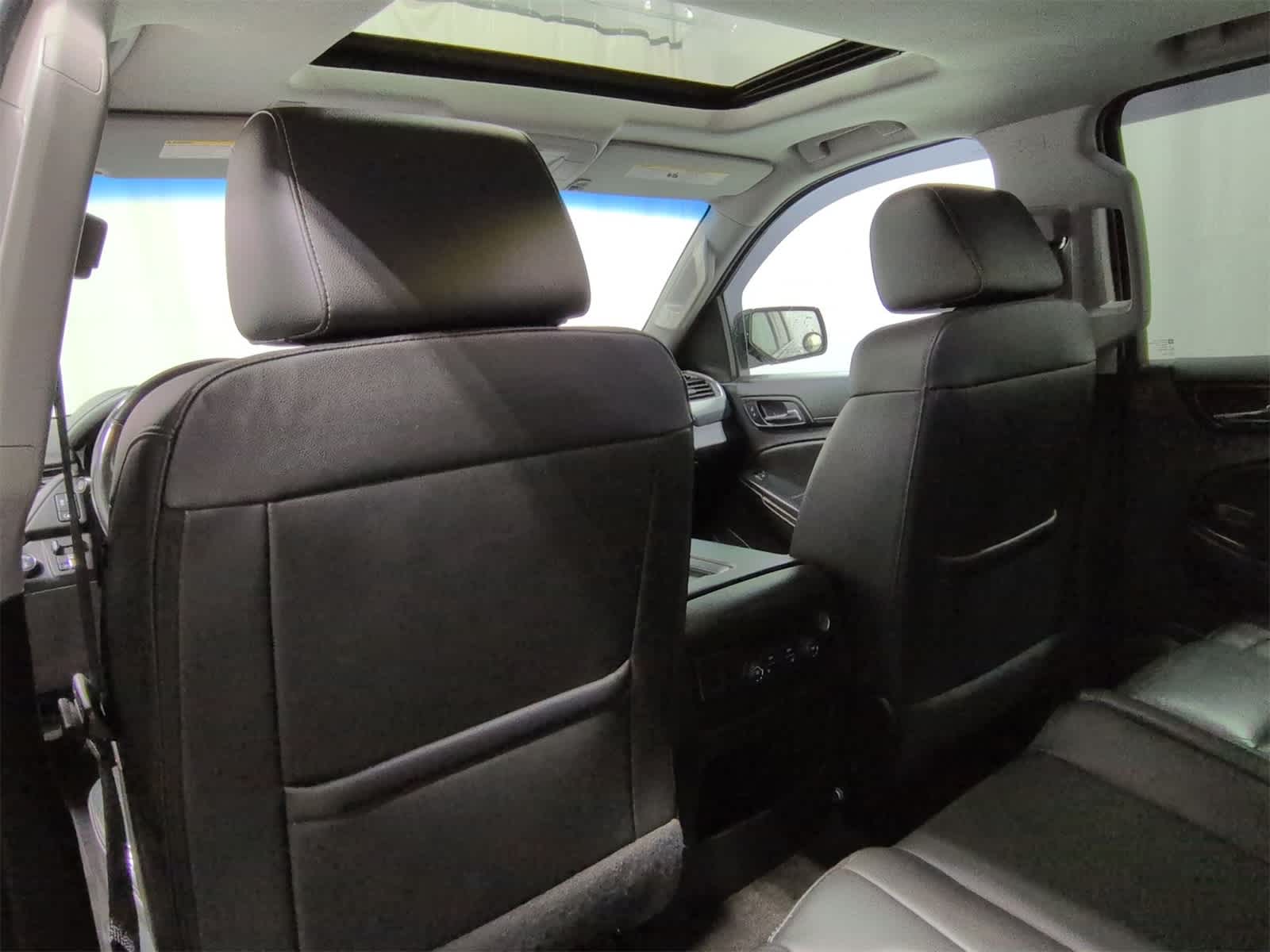 Thumbnail: 2018 Chevrolet Suburban - 19