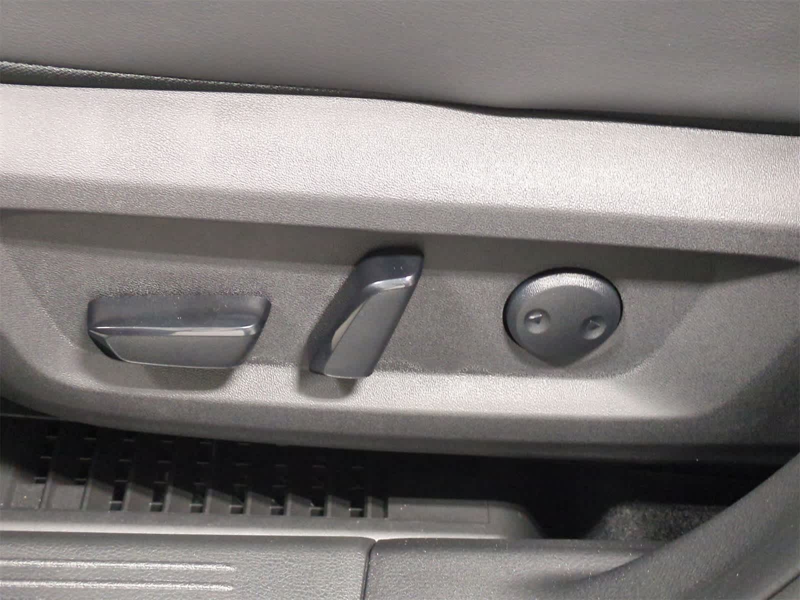 Thumbnail: 2026 Nissan Rogue - 16