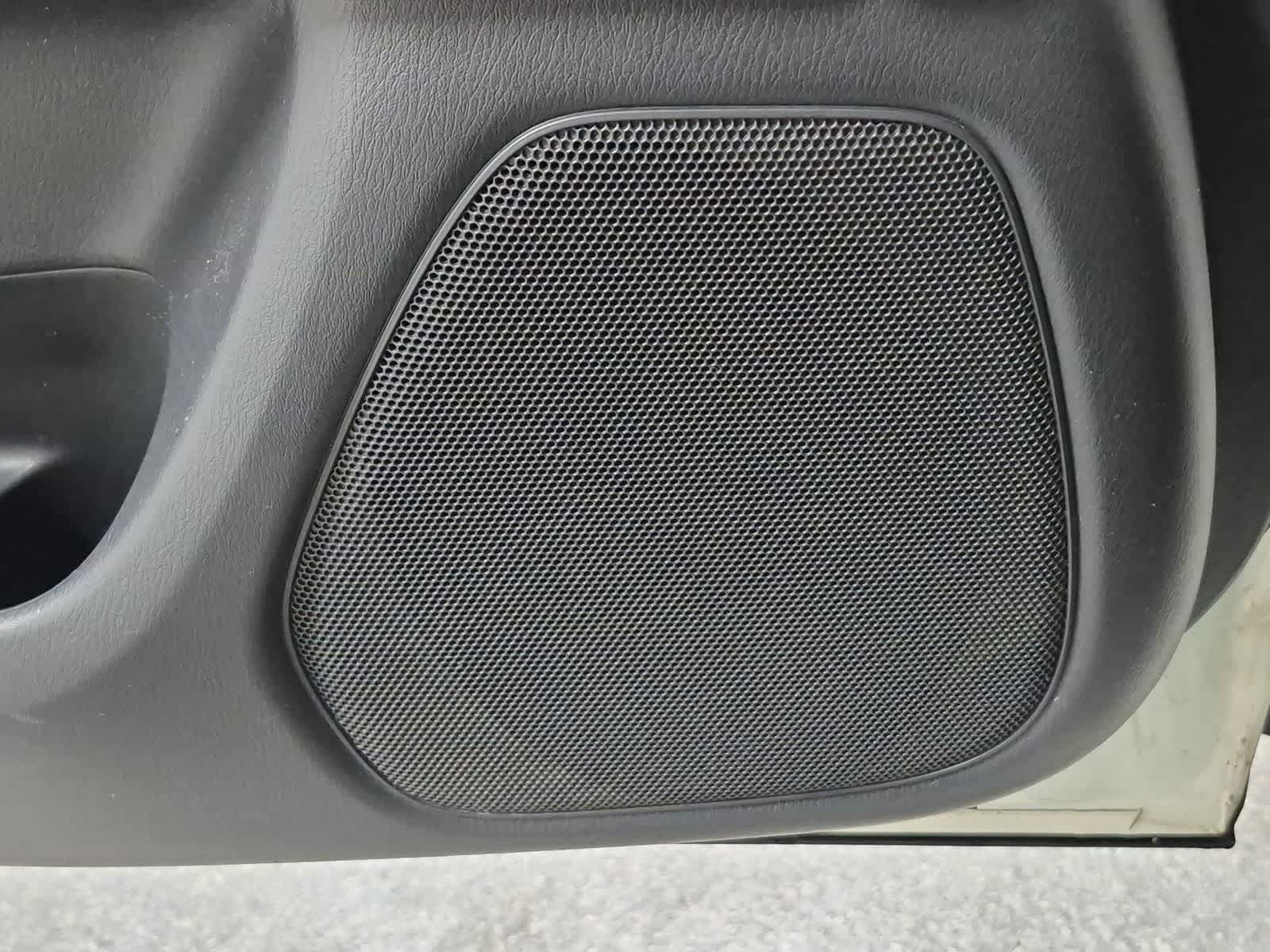 Thumbnail: 2015 Nissan Pathfinder - 37