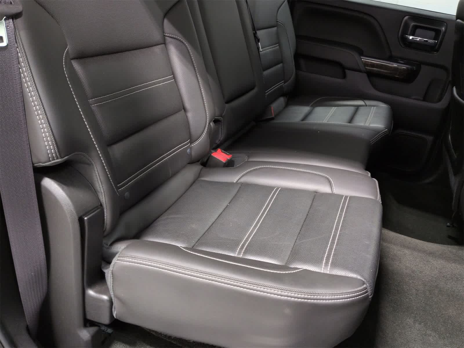 Thumbnail: 2015 GMC Sierra 2500 - 21