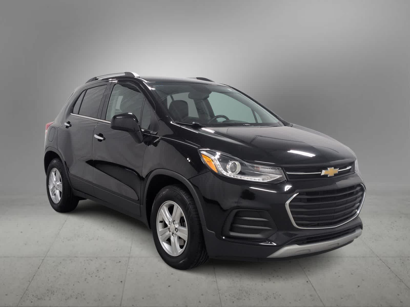 Thumbnail: 2019 Chevrolet Trax - 2