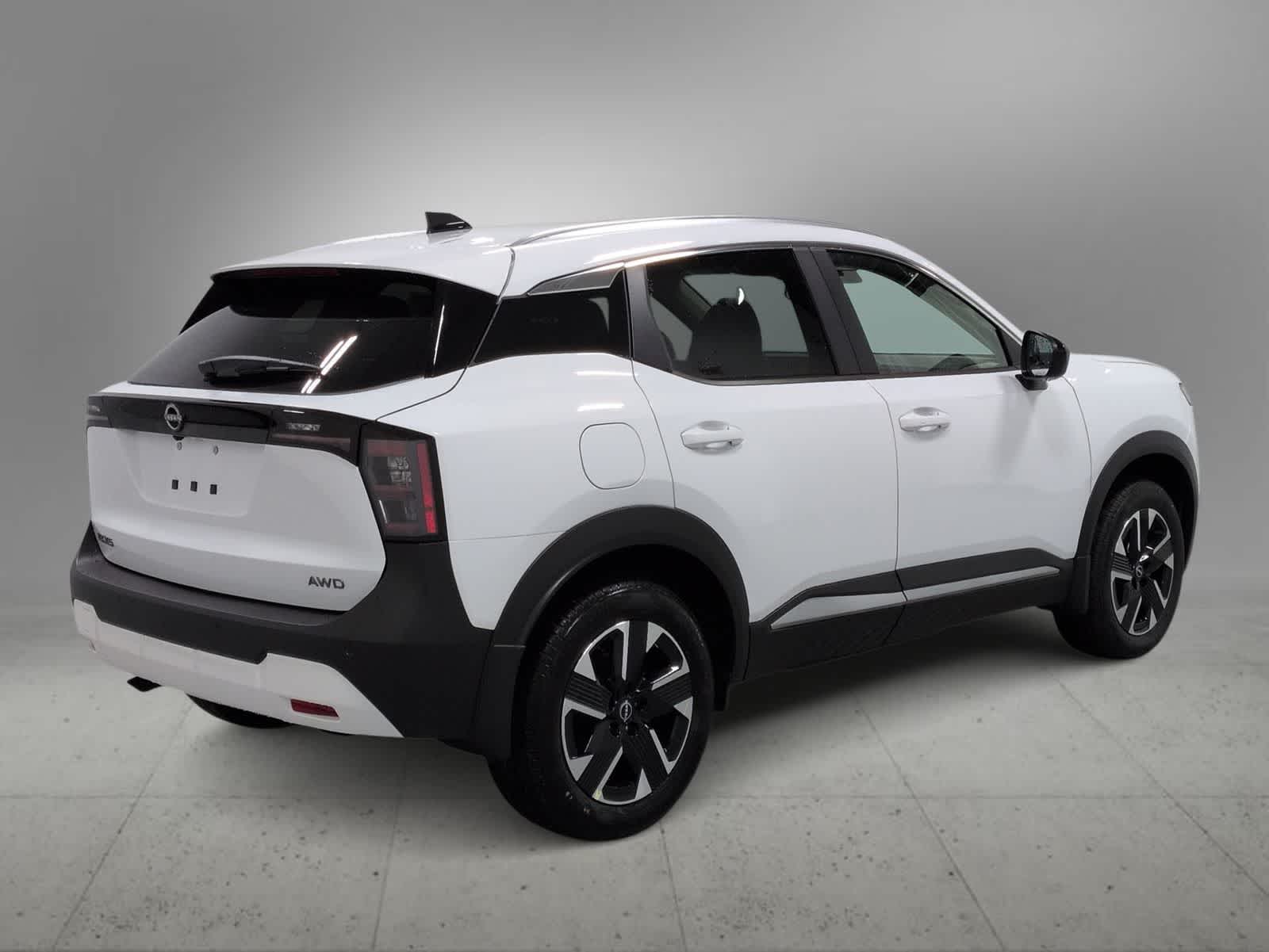 Thumbnail: 2026 Nissan Kicks - 8