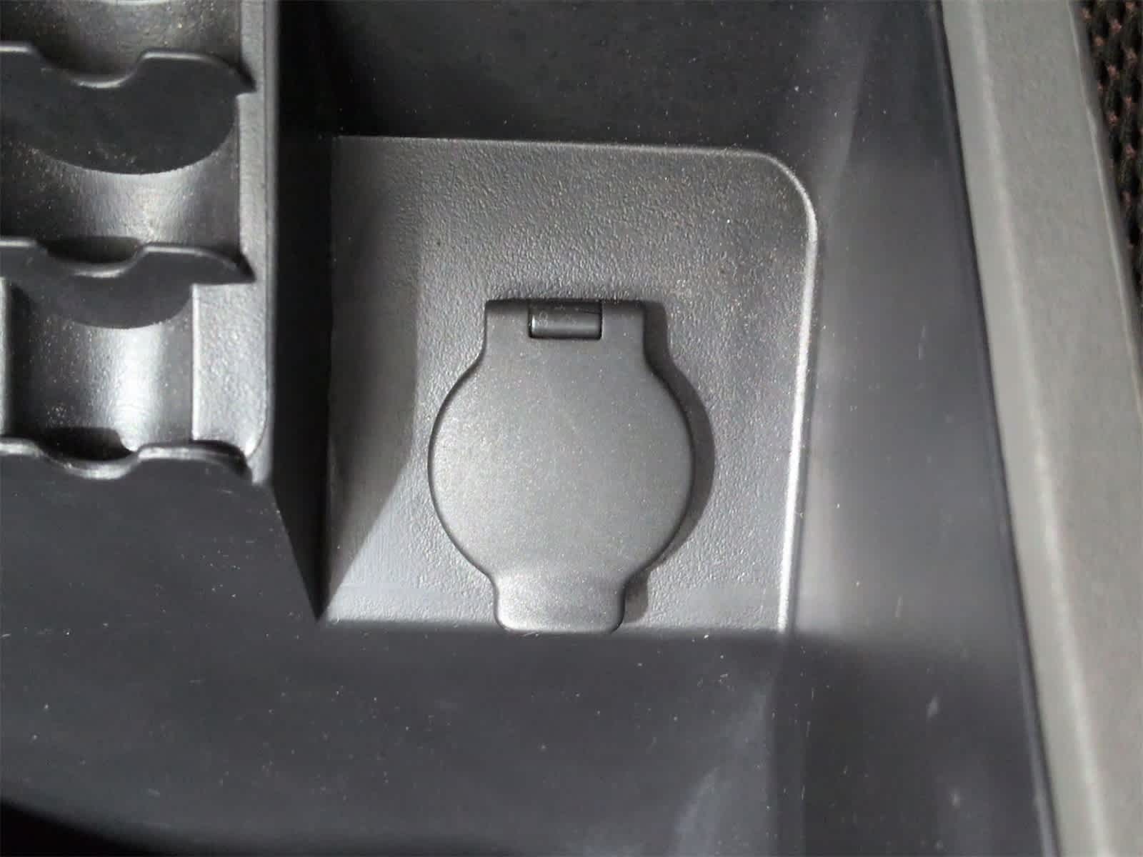 Thumbnail: 2019 Nissan Frontier - 30