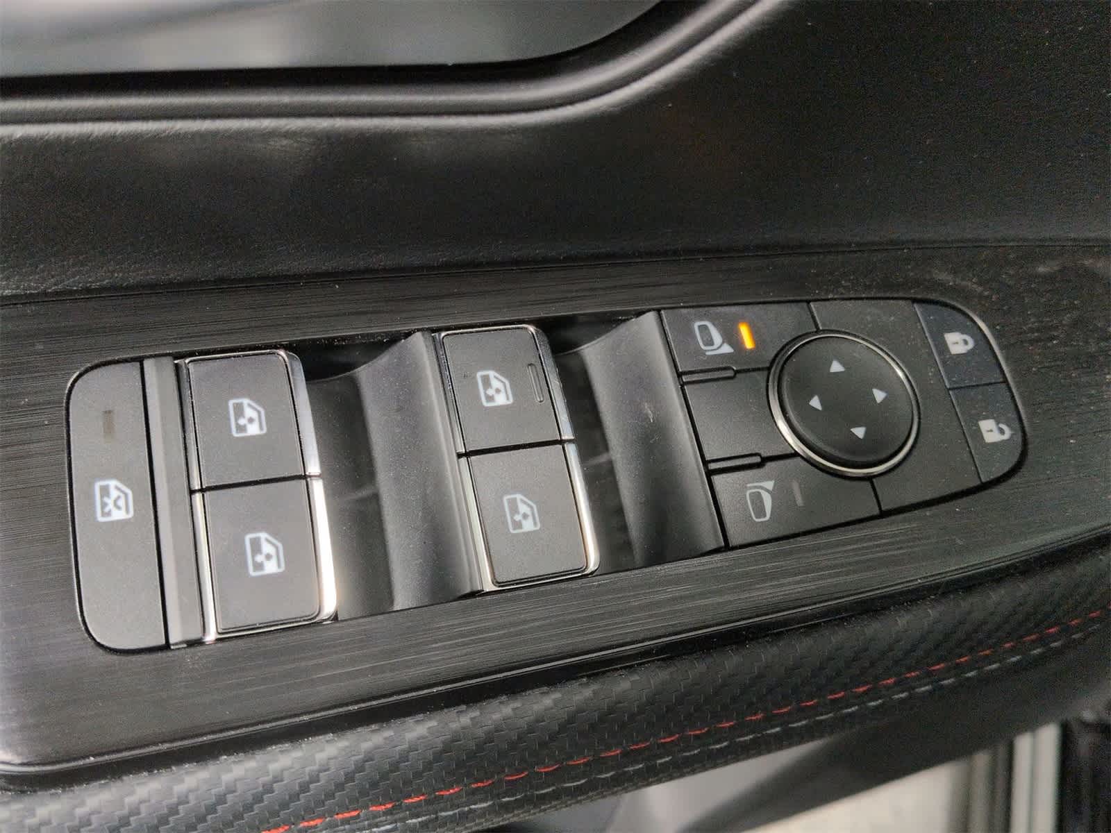 Thumbnail: 2025 Nissan Kicks - 18