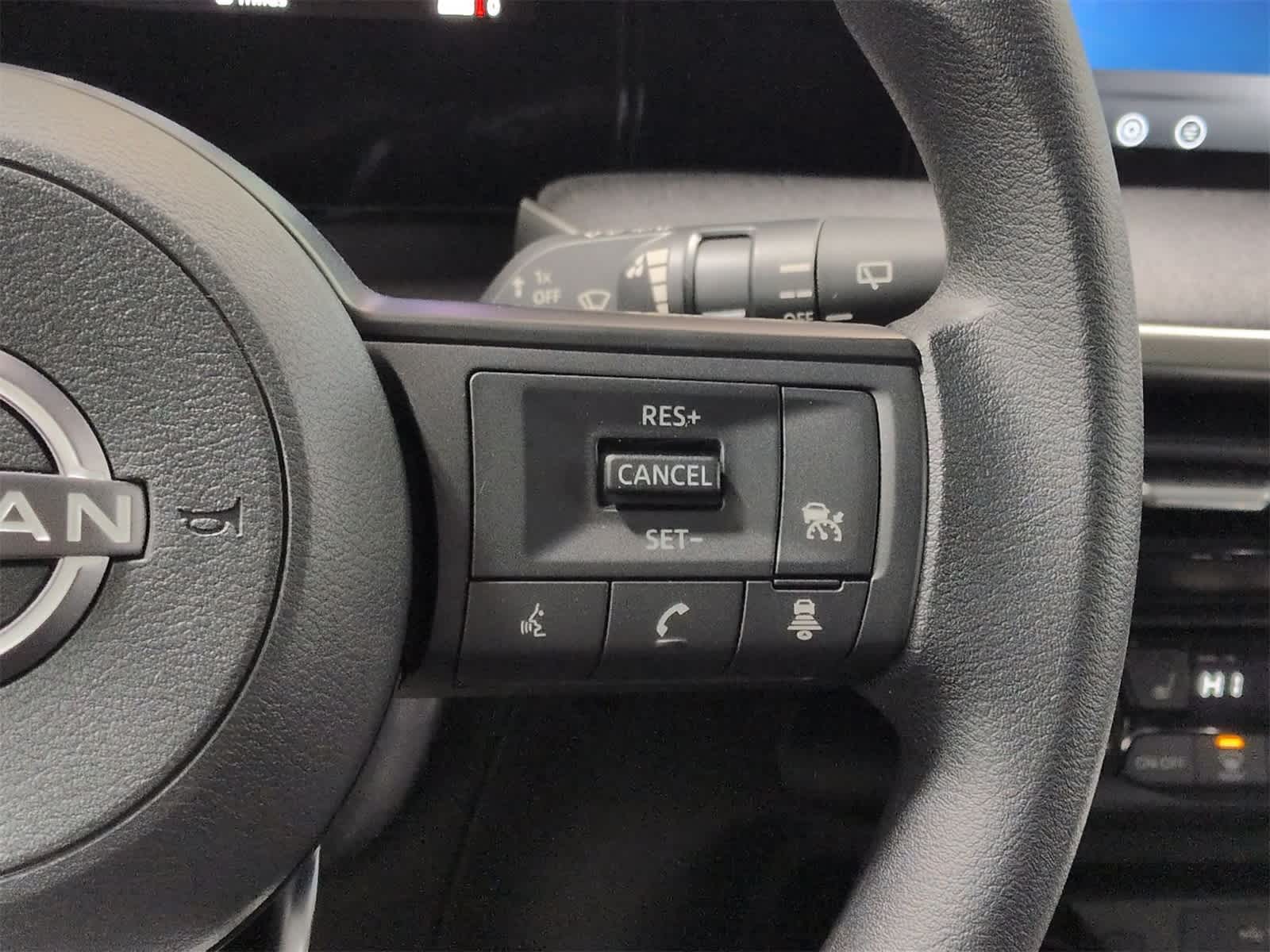 Thumbnail: 2026 Nissan Kicks - 24