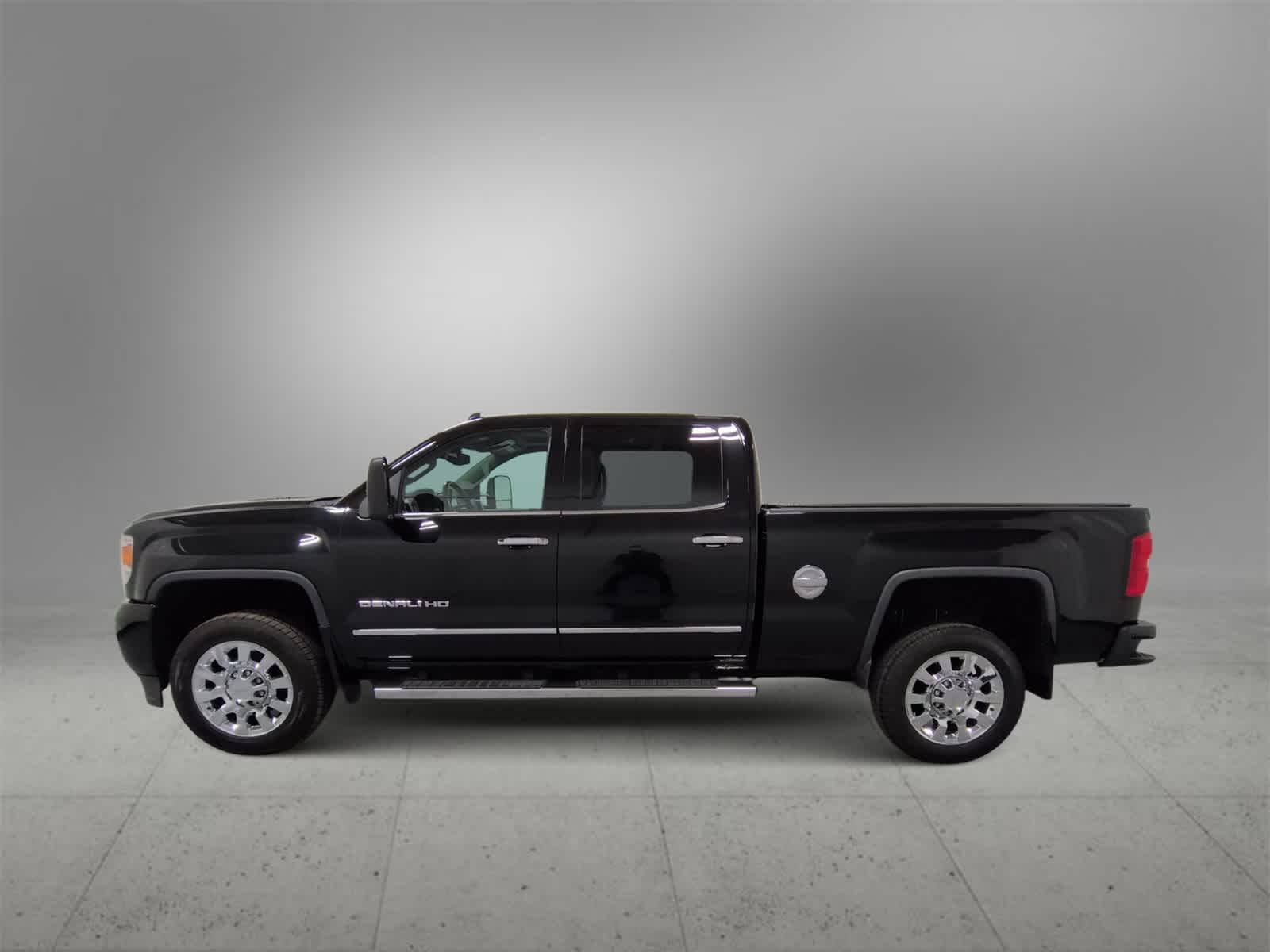Thumbnail: 2015 GMC Sierra 2500 - 5