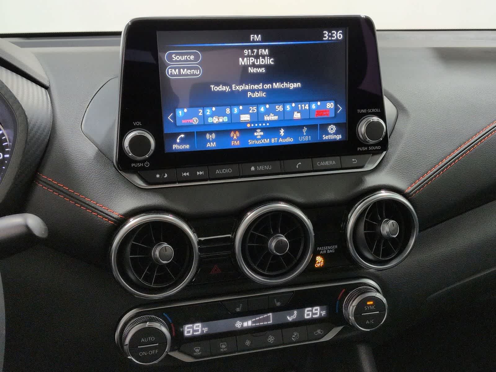 2025 Nissan Sentra SR - Photo 28