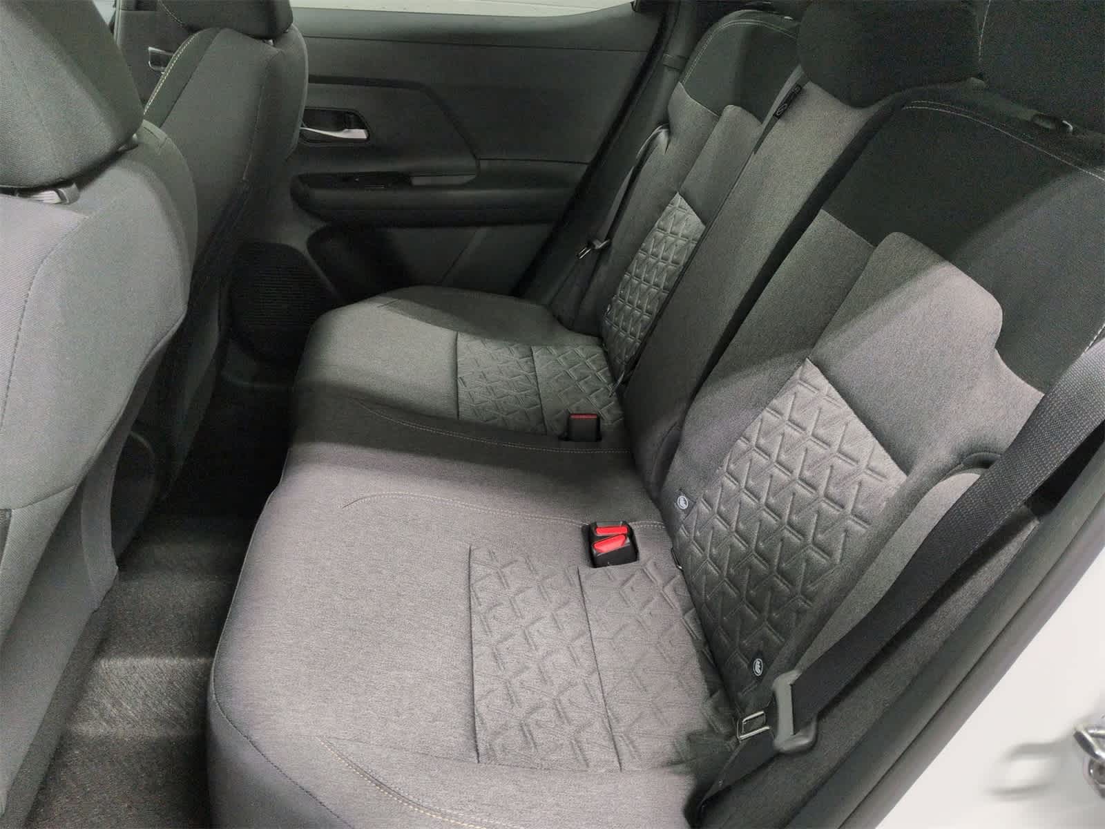 Thumbnail: 2026 Nissan Kicks - 21