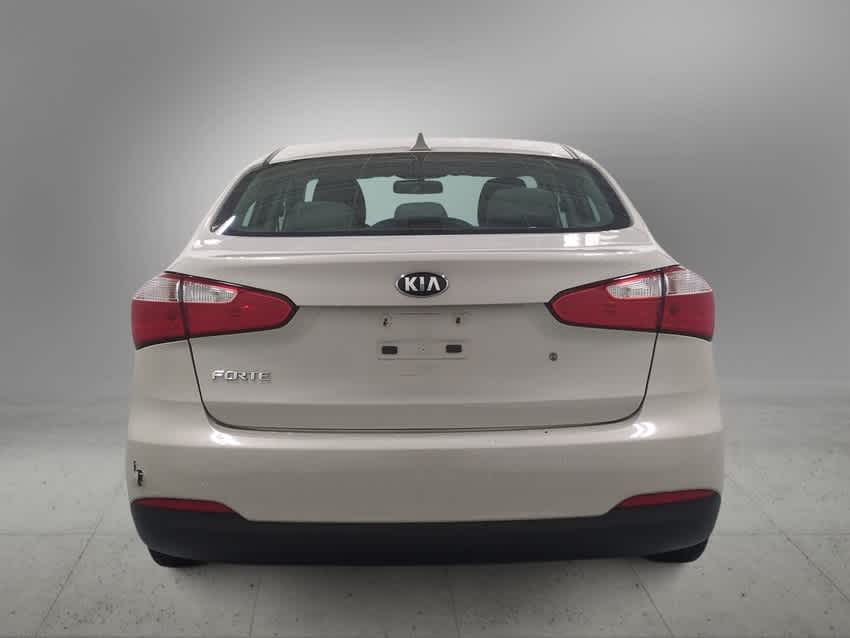 Thumbnail: 2015 Kia Forte - 7