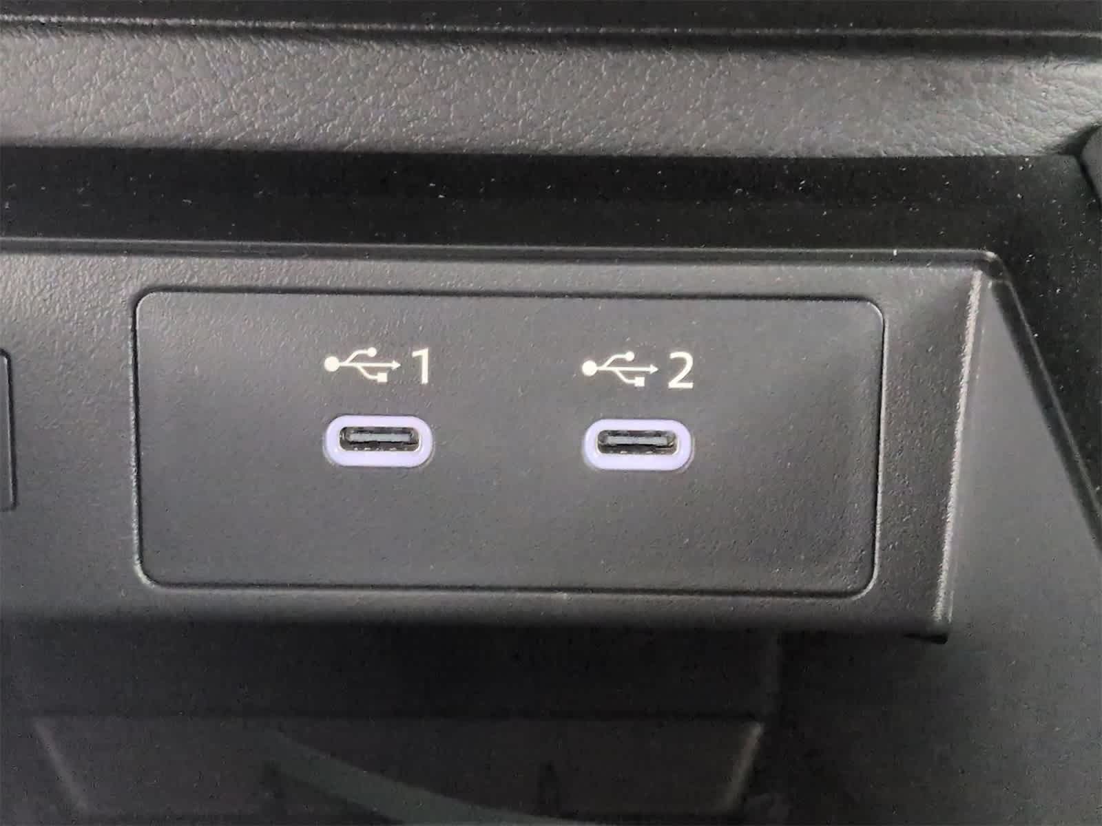 Thumbnail: 2025 Nissan Kicks - 31