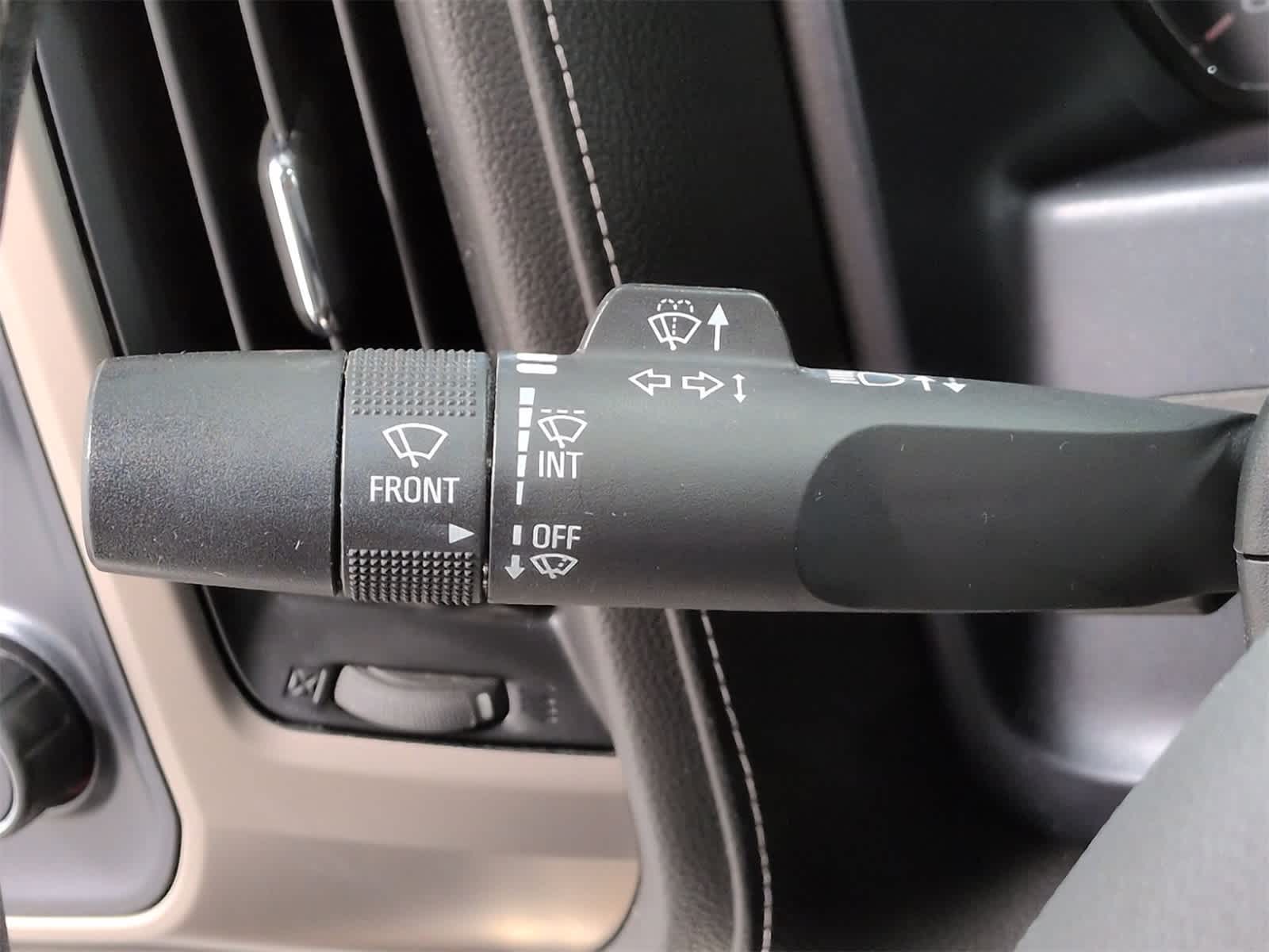 Thumbnail: 2015 GMC Sierra 2500 - 28