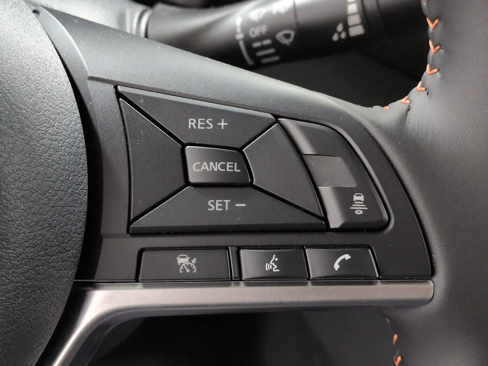 2025 Nissan Sentra SR - Photo 25