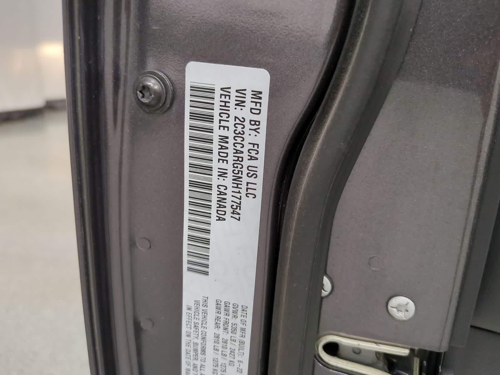 Thumbnail: 2022 Chrysler 300 - 32