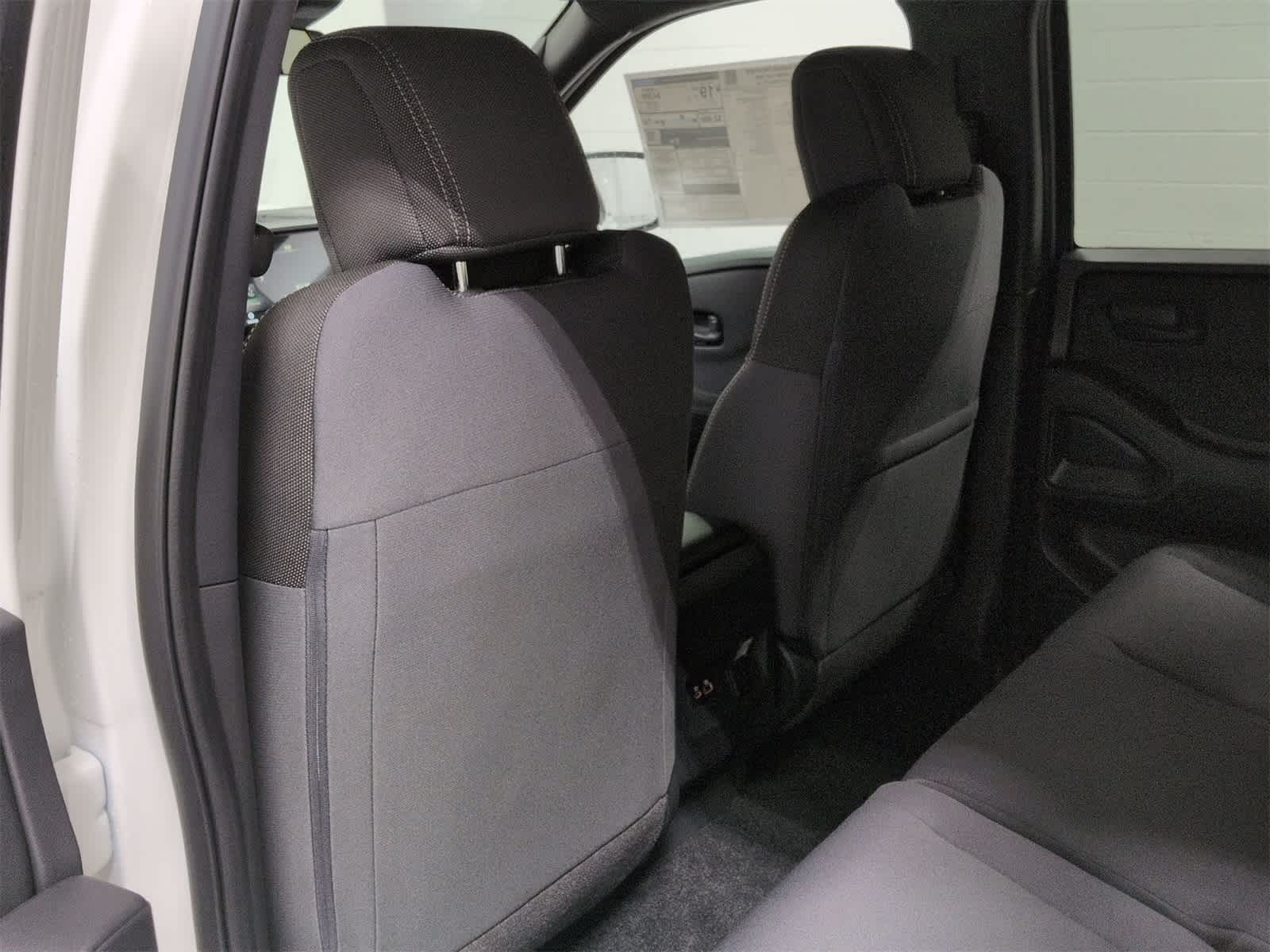 Thumbnail: 2026 Nissan Frontier - 19