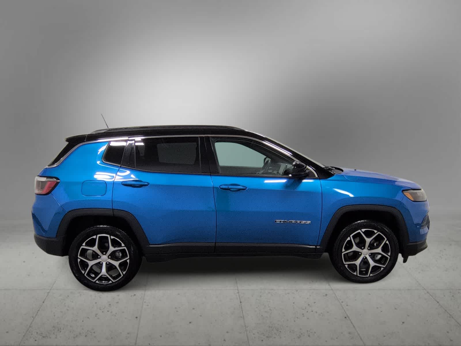 Thumbnail: 2024 Jeep Compass - 9