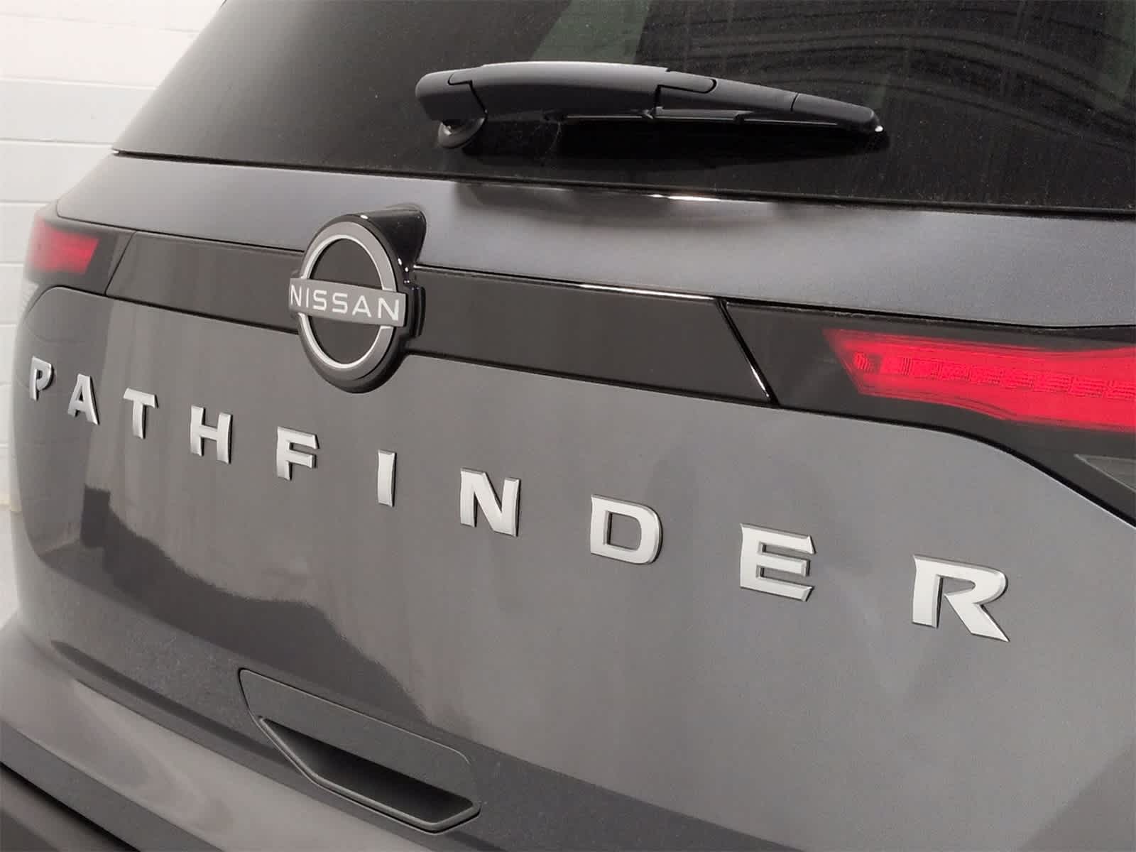 Thumbnail: 2025 Nissan Pathfinder - 3