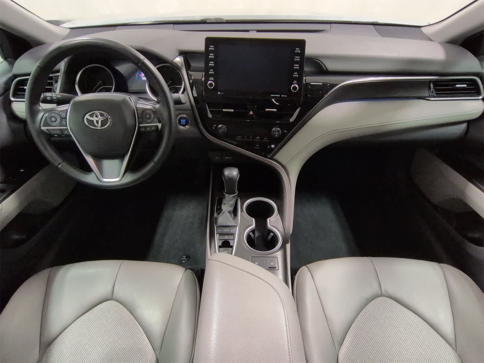 Thumbnail: 2022 Toyota Camry - 16