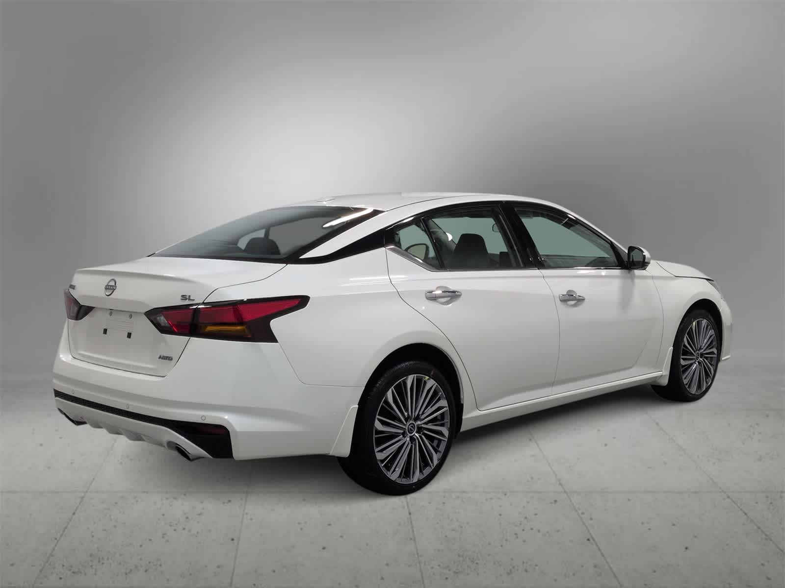 Thumbnail: 2025 Nissan Altima - 8