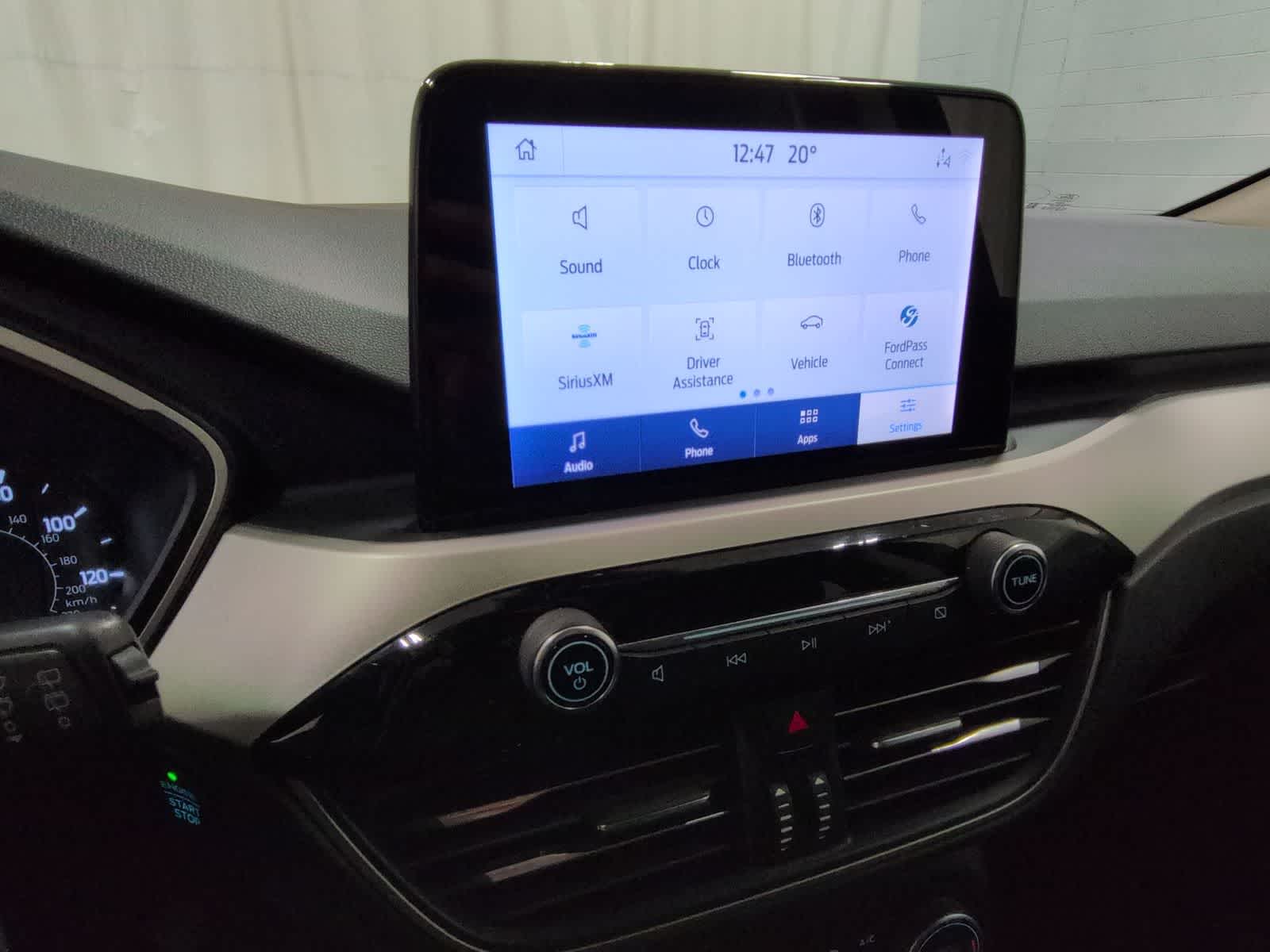 Thumbnail: 2020 Ford Escape - 28