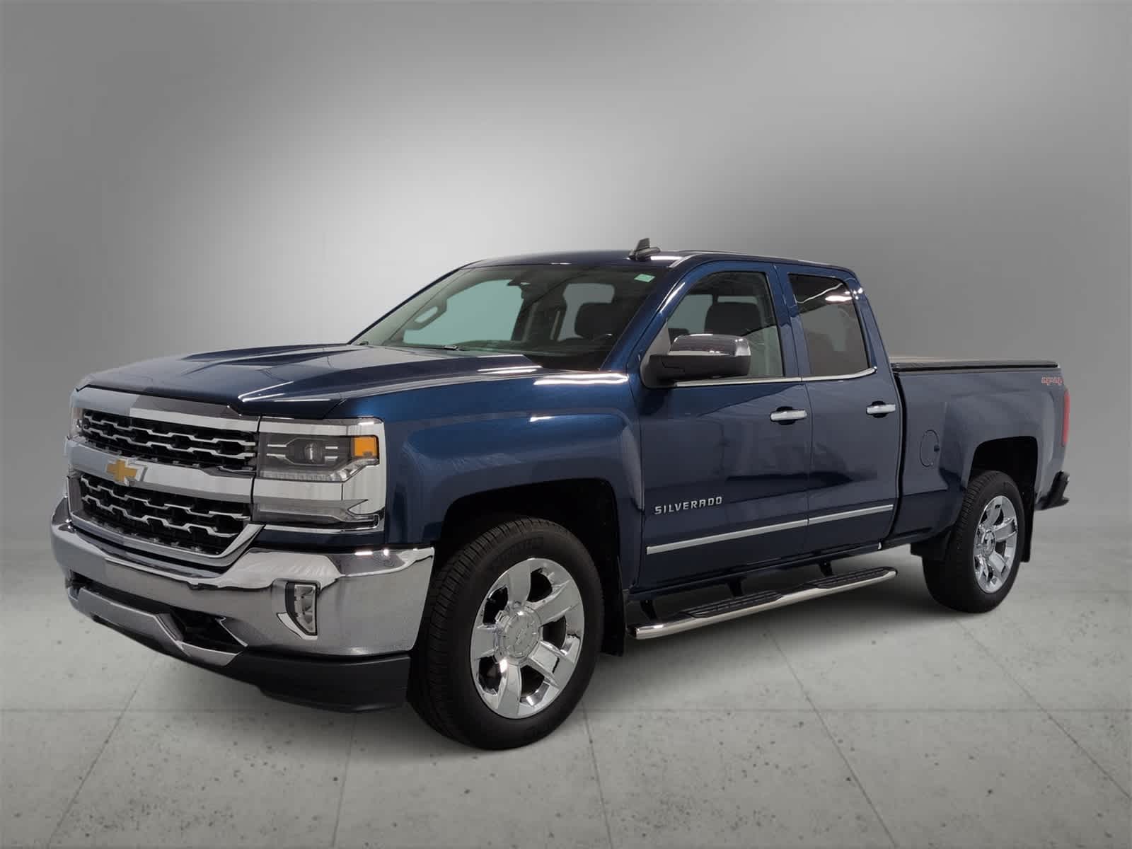 Thumbnail: 2017 Chevrolet Silverado 1500 - 4