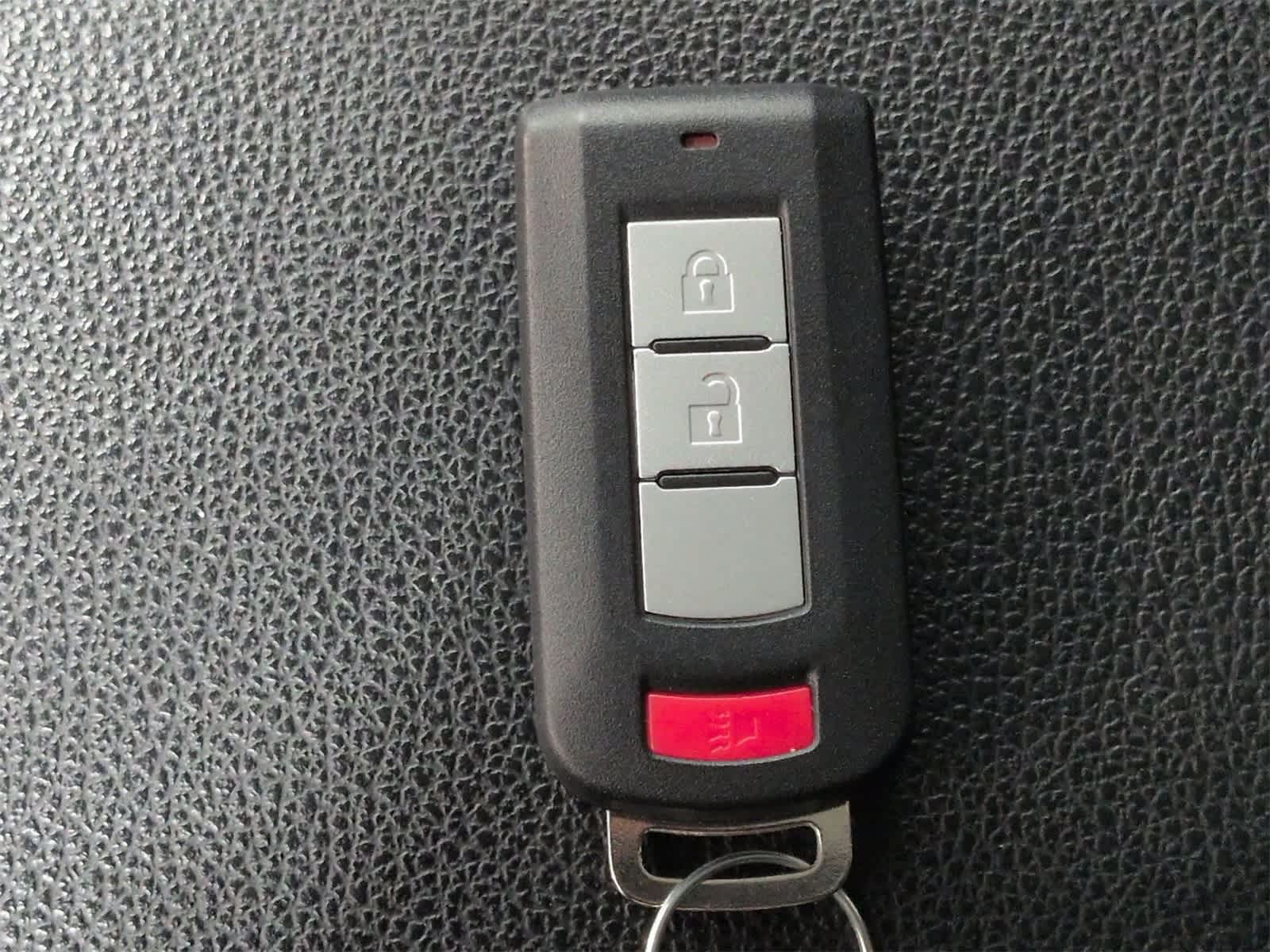 Thumbnail: 2020 Mitsubishi Outlander Sport - 35