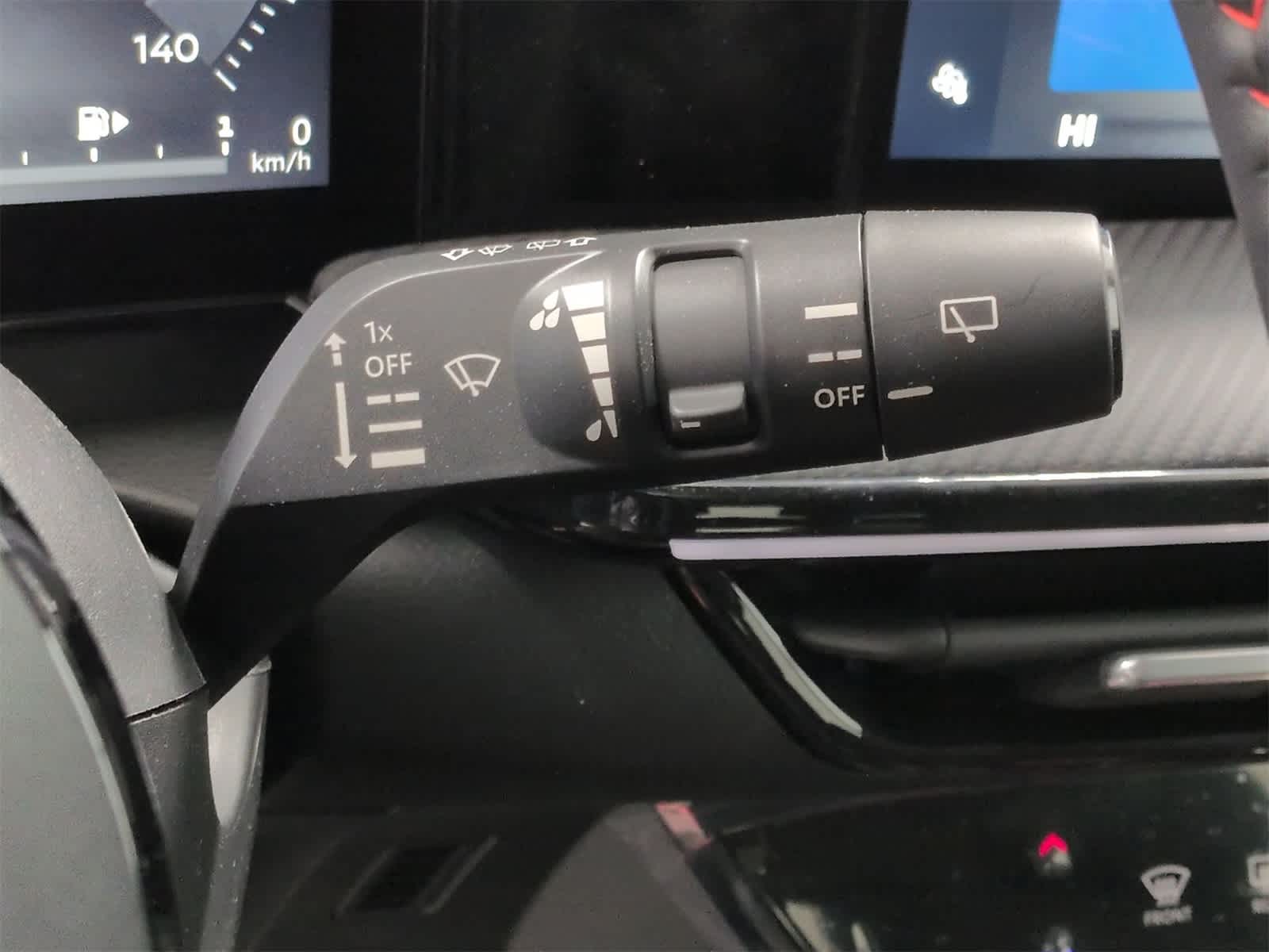 Thumbnail: 2025 Nissan Kicks - 26