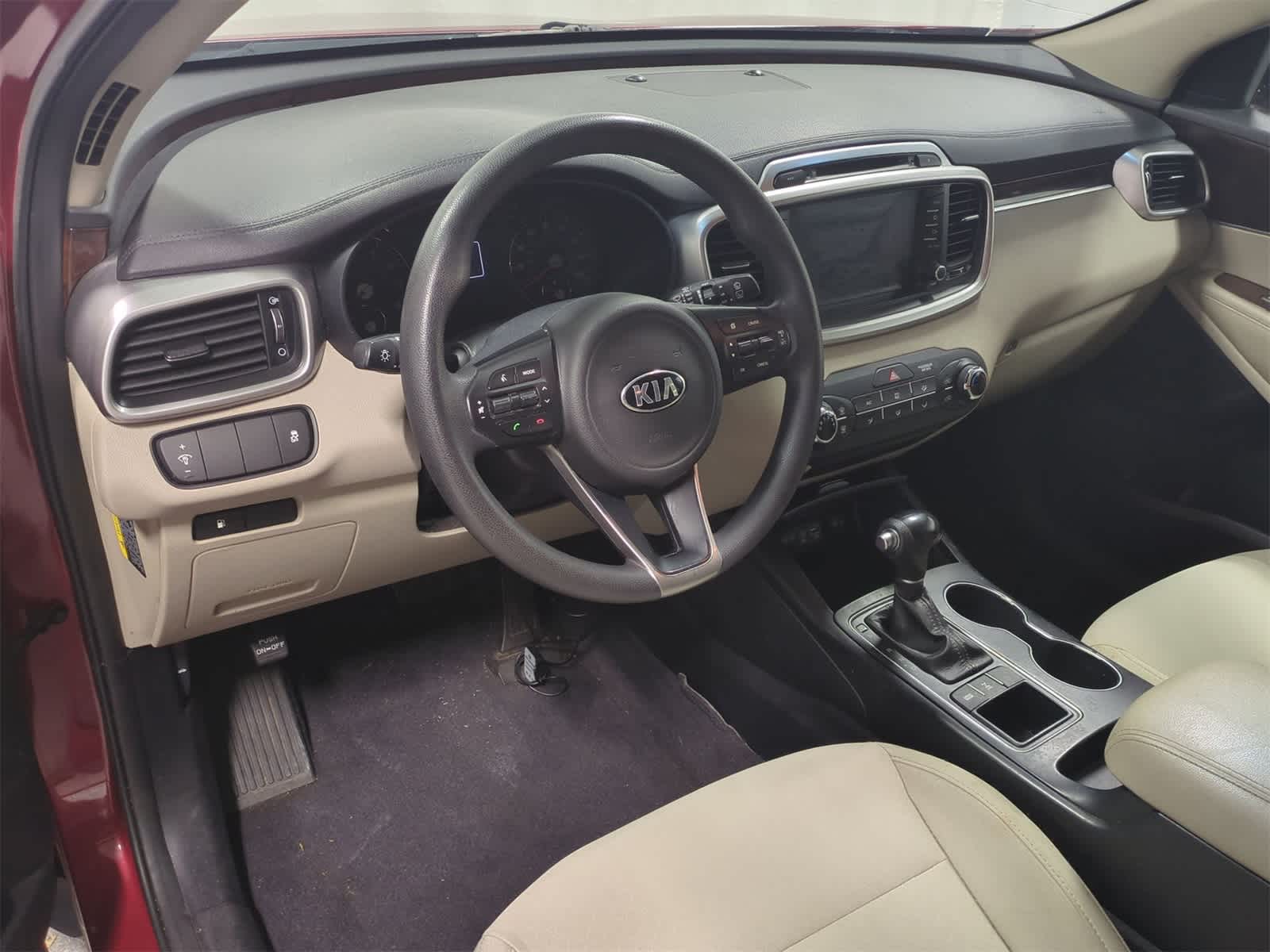 Thumbnail: 2017 Kia Sorento - 10