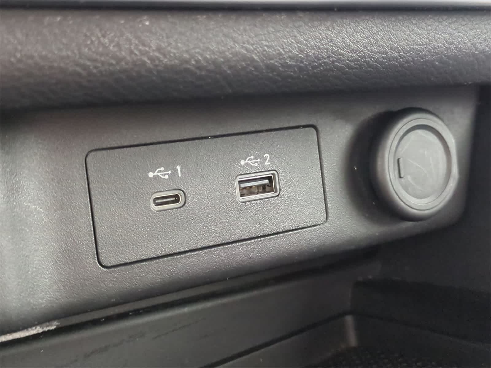 Thumbnail: 2022 Nissan Rogue - 30