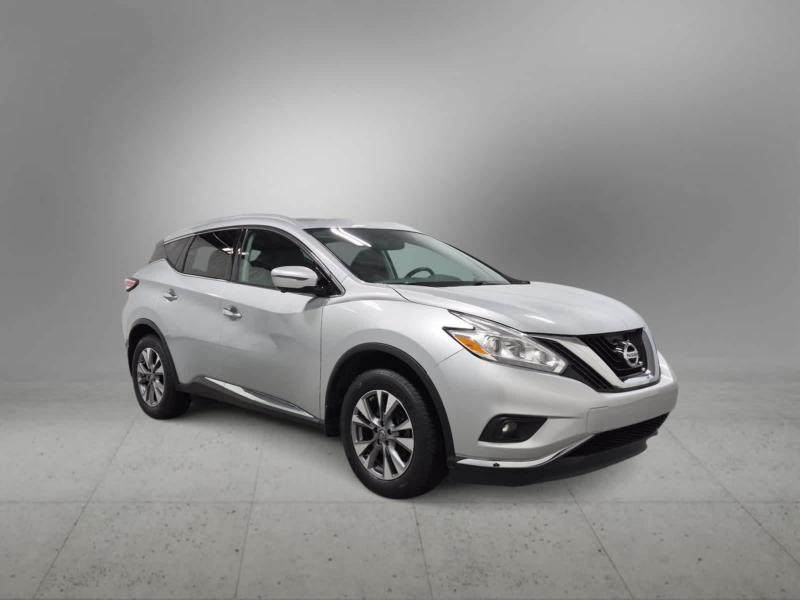 Used 2016 Nissan Murano SL with VIN 5N1AZ2MH9GN128235 for sale in Farmington, MI