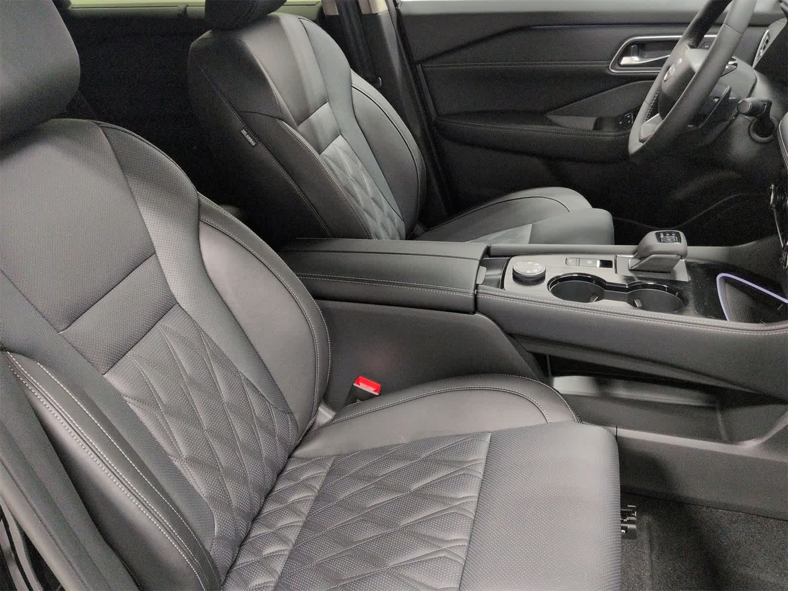 Thumbnail: 2026 Nissan Rogue - 24