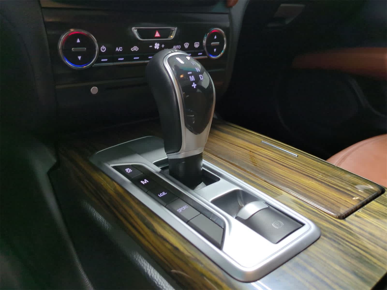 Thumbnail: 2014 Maserati Ghibli - 30