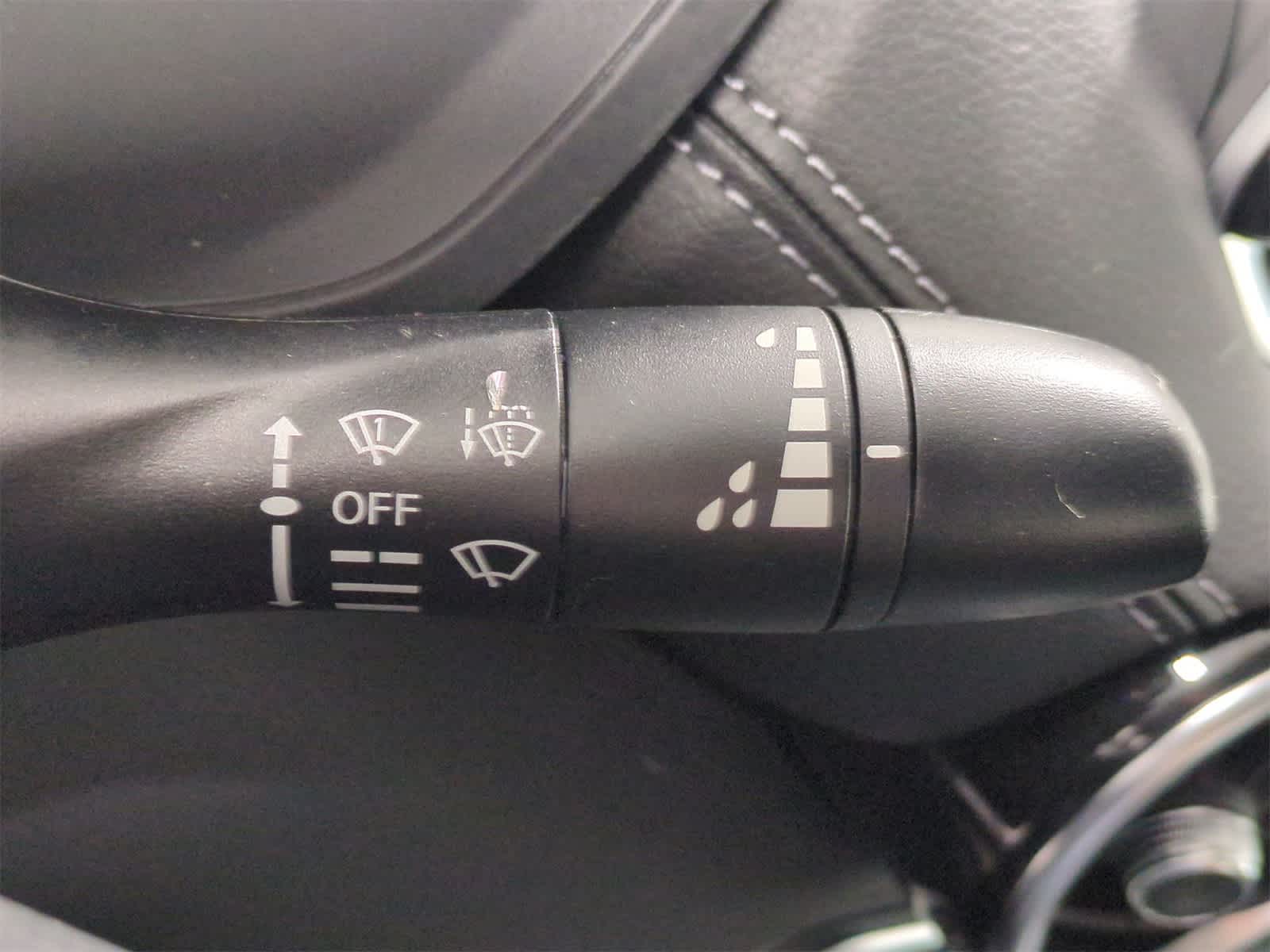 Thumbnail: 2025 Nissan Sentra - 25