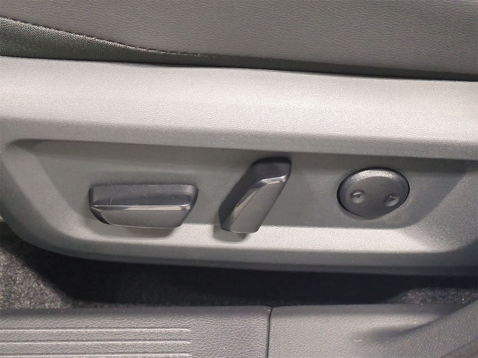 Thumbnail: 2026 Nissan Rogue - 17