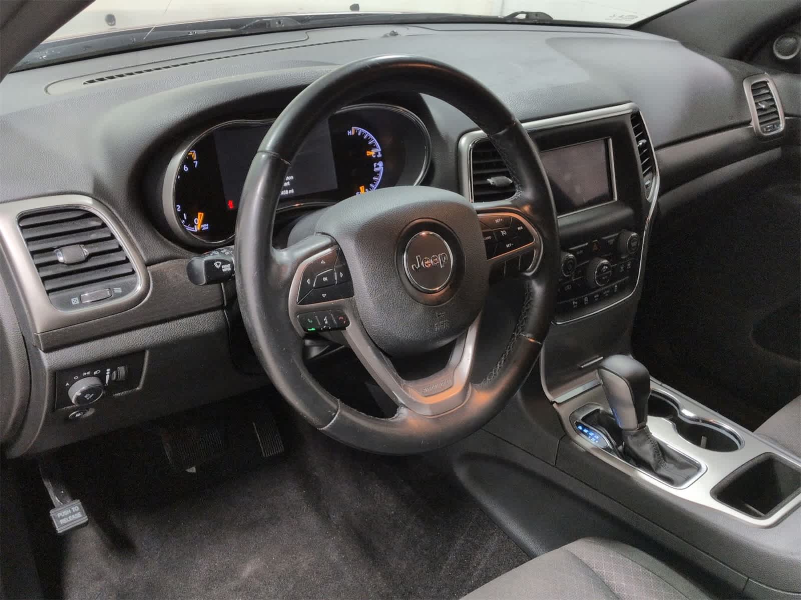 Thumbnail: 2018 Jeep Grand Cherokee - 10