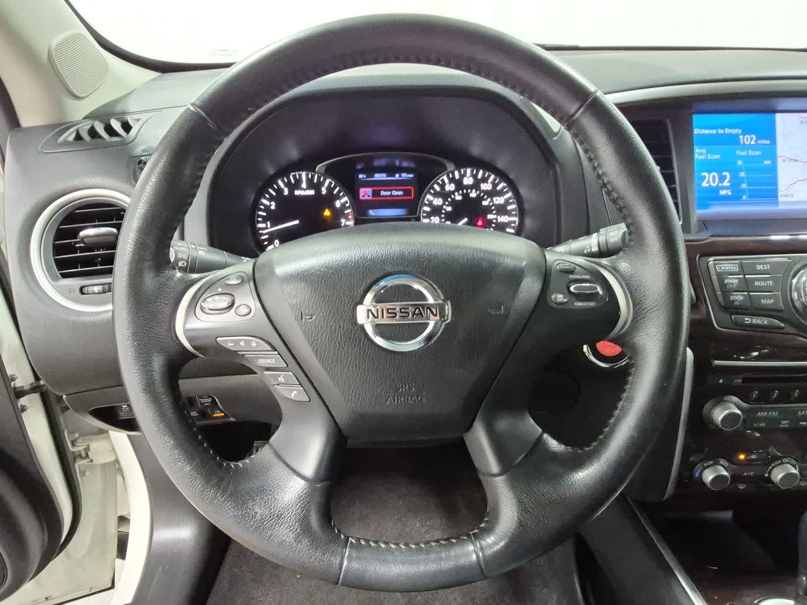 Thumbnail: 2015 Nissan Pathfinder - 29
