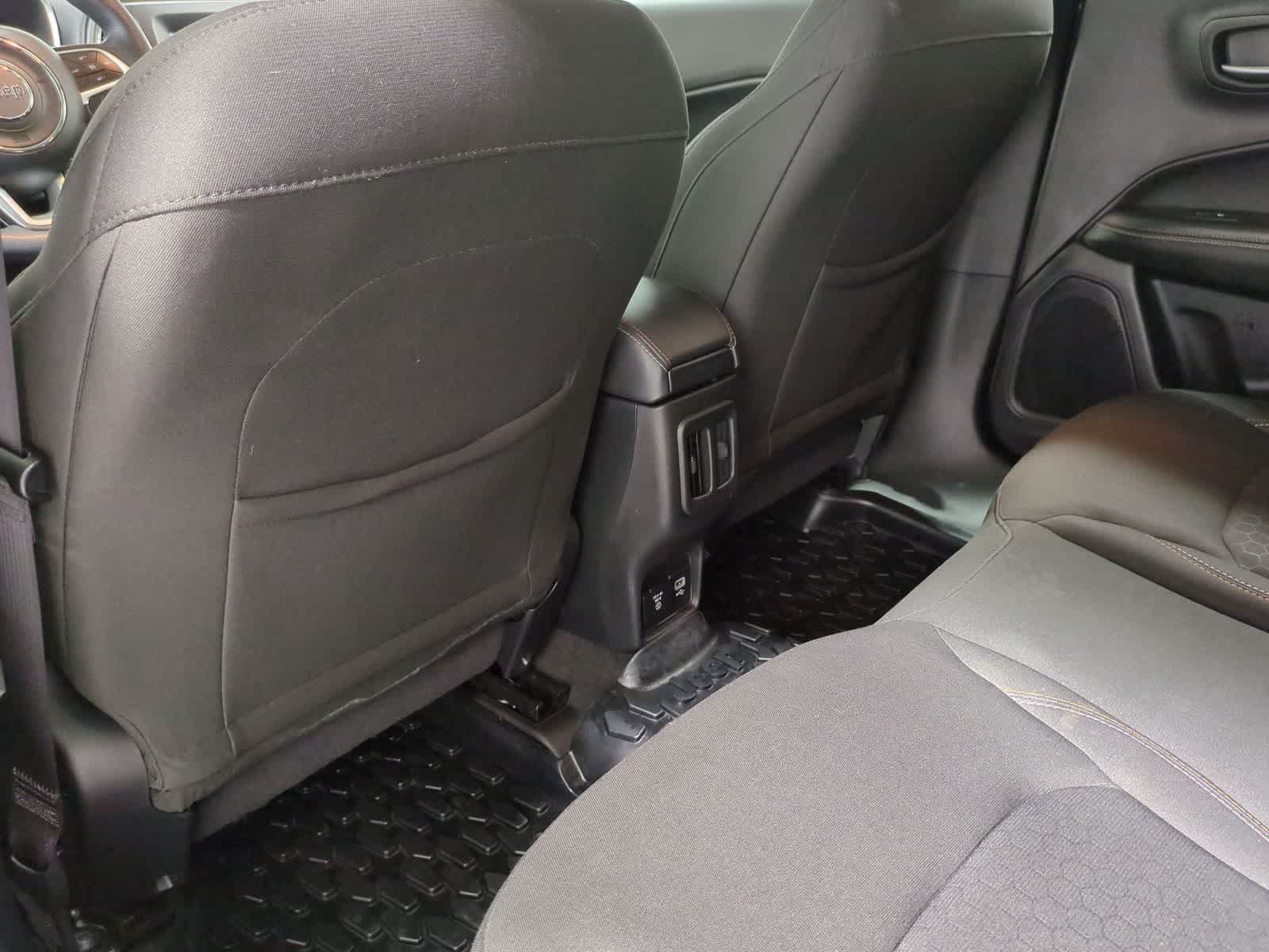 Thumbnail: 2018 Jeep Compass - 18