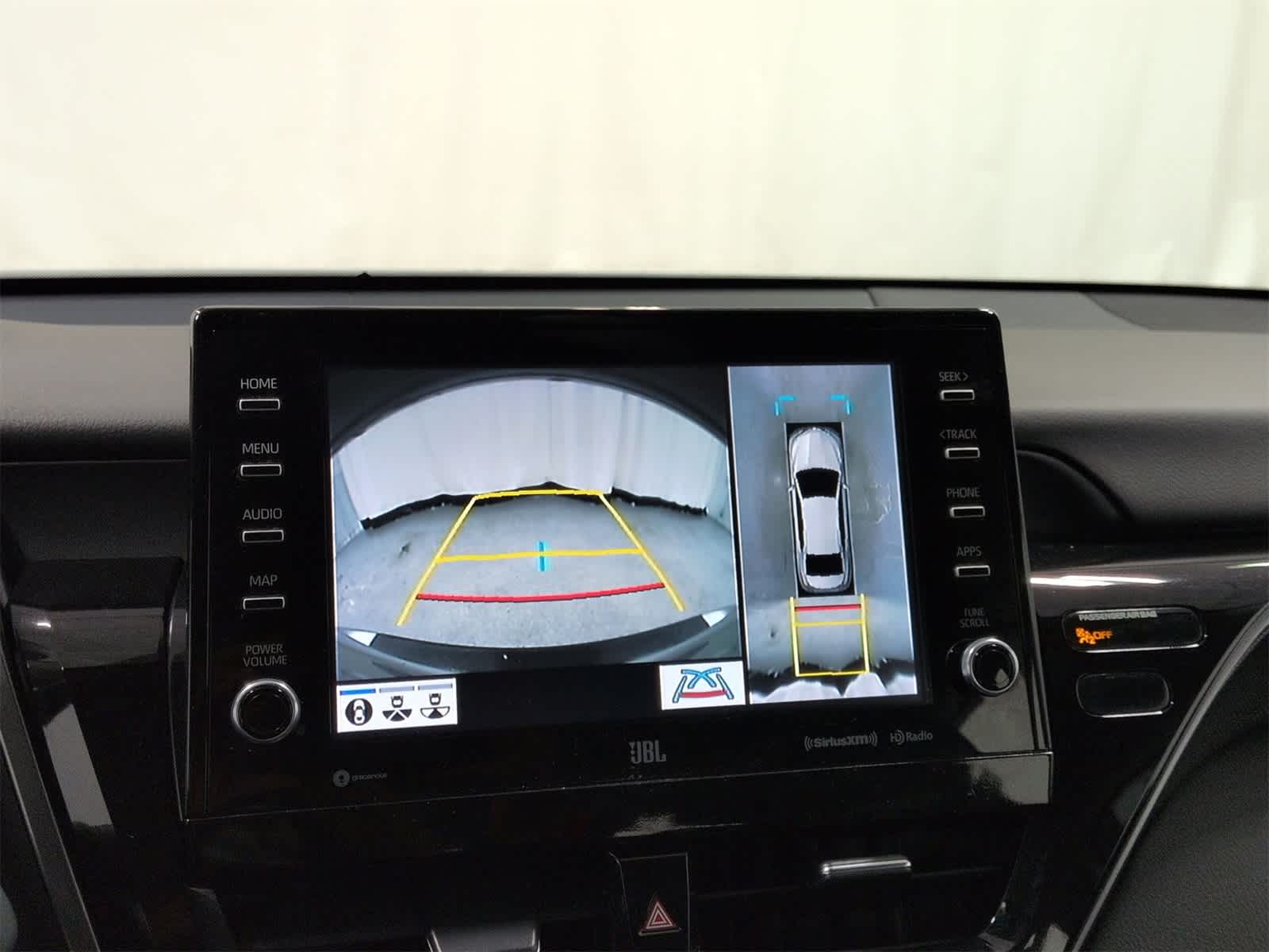 Thumbnail: 2023 Toyota Camry - 32