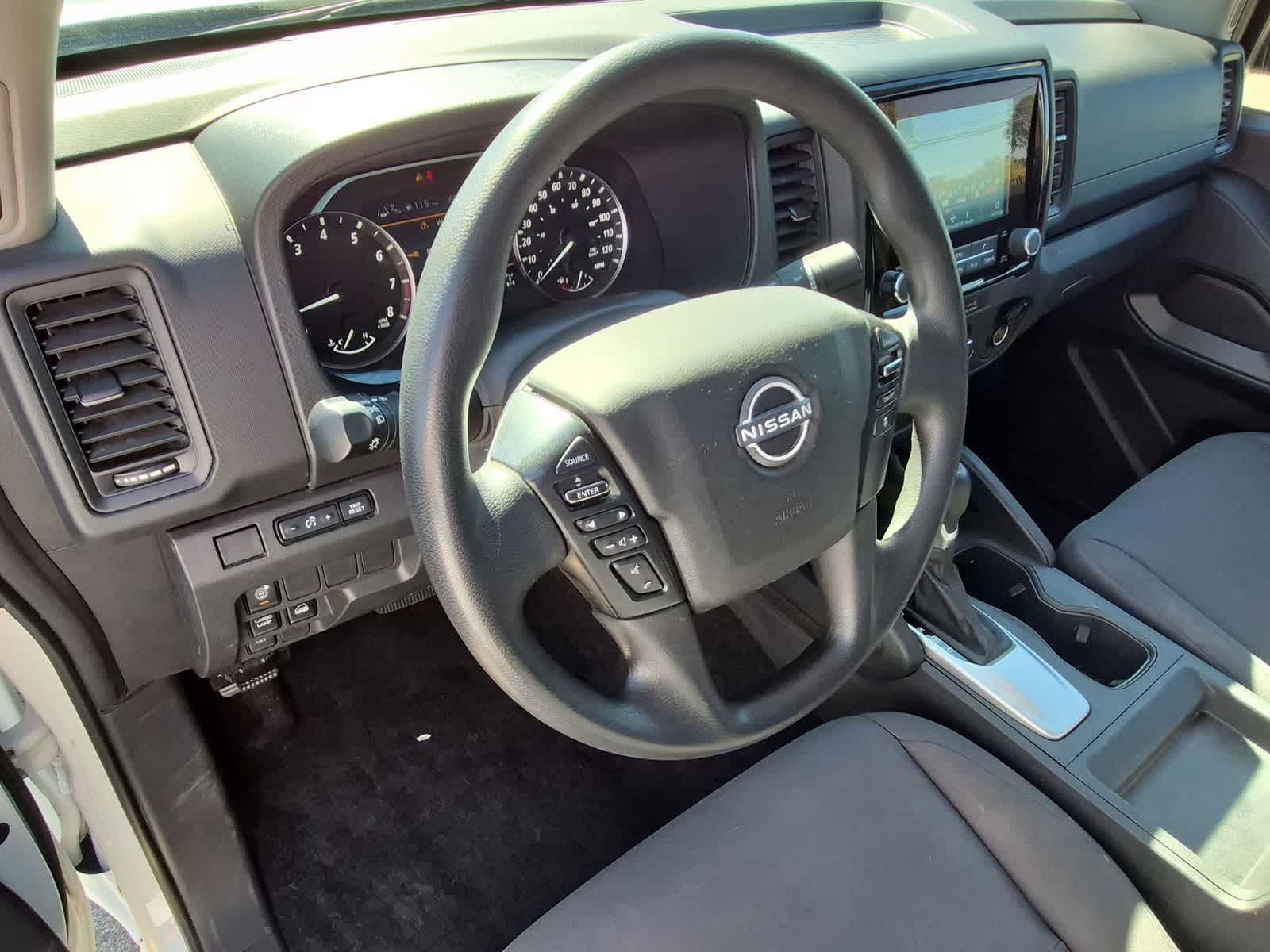 Thumbnail: 2023 Nissan Frontier - 10