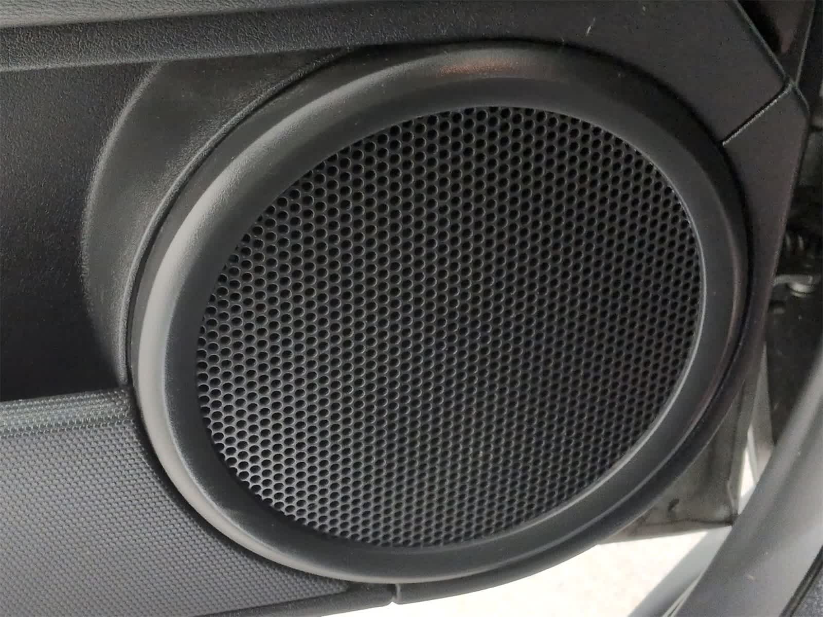 Thumbnail: 2014 Jeep Compass - 21